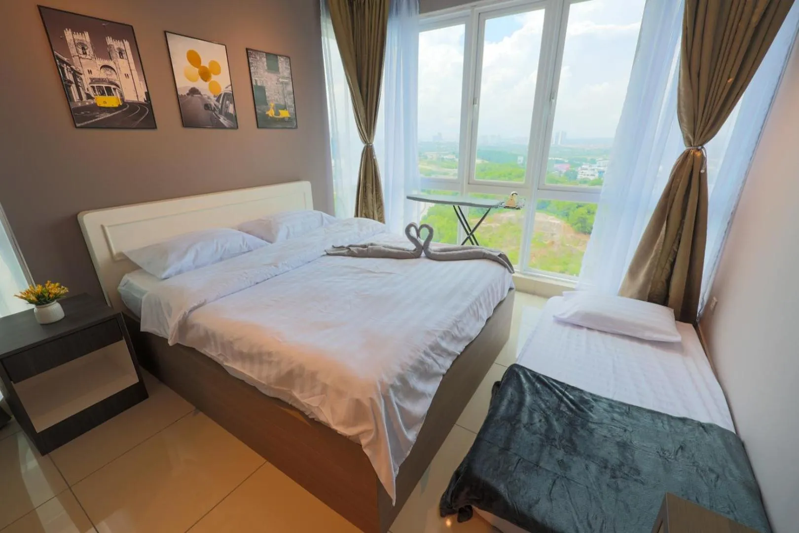 Bed in Luxury Homestay Cyberjaya Putrajaya Vision Residence #IOICityMall