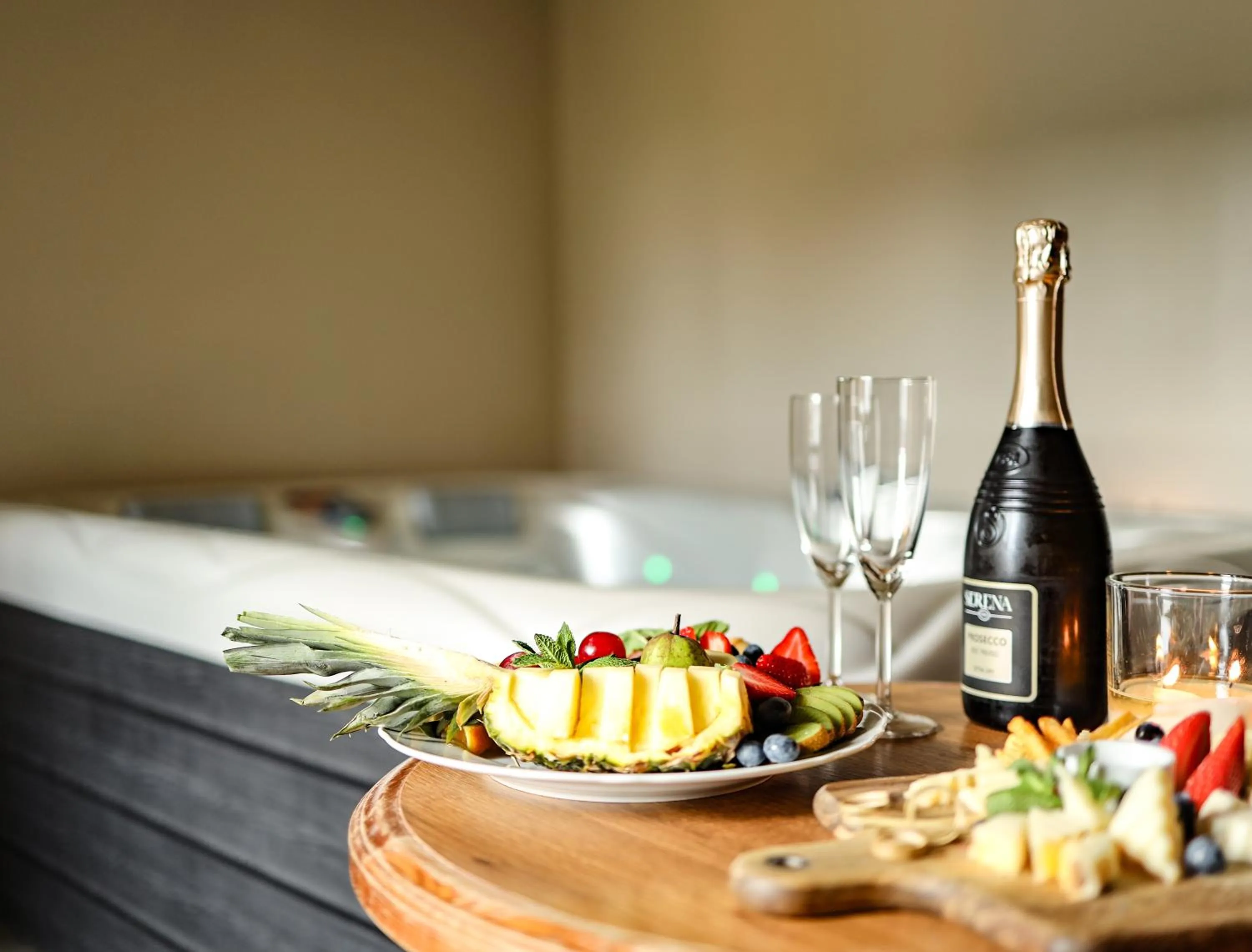 Hot Tub in Golden Golem hotel & Spa