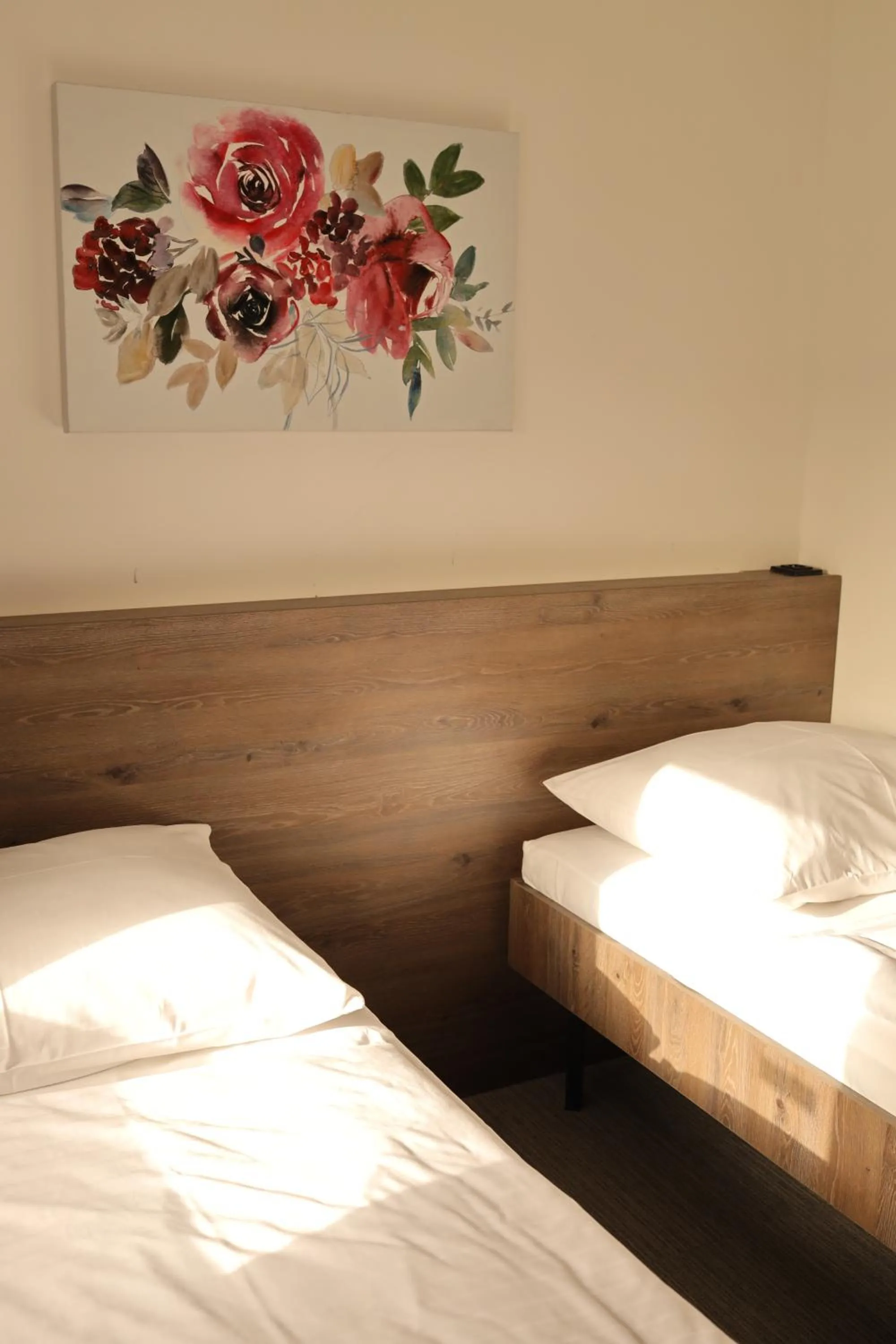 Bed in Golden Golem hotel & Spa