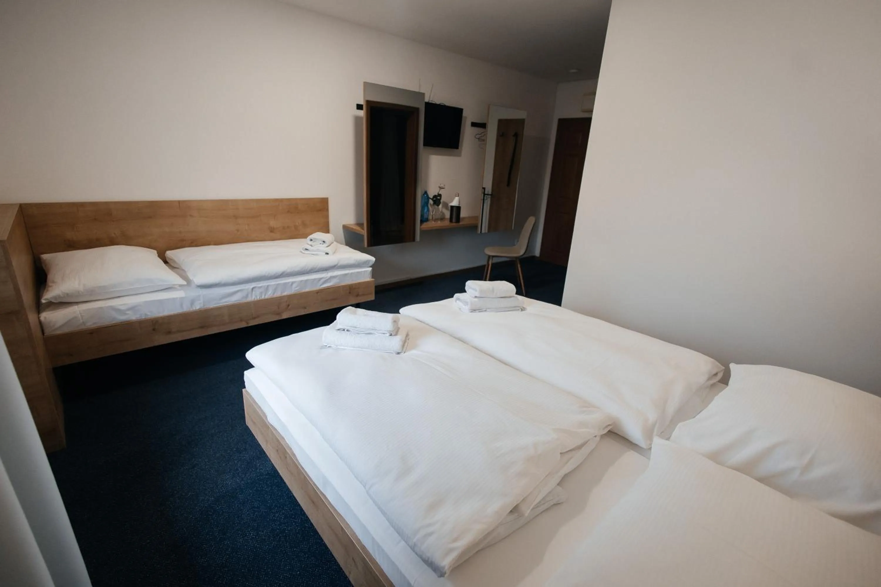 Bed in Golden Golem hotel & Spa