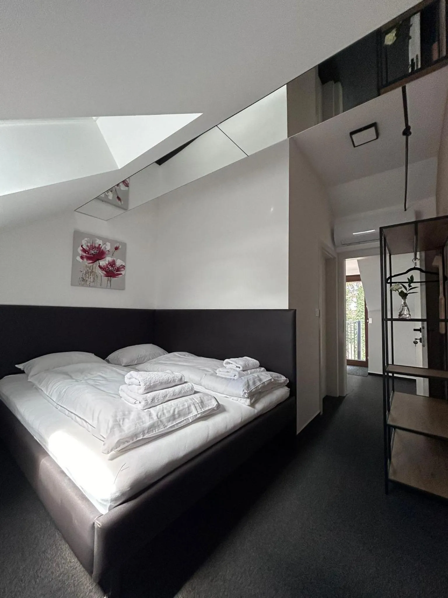 Bedroom, Bed in Golden Golem hotel & Spa