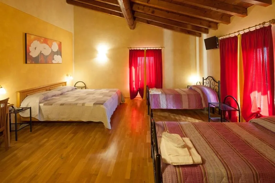 Bed in Hotel Alla Corte dei Bicchi