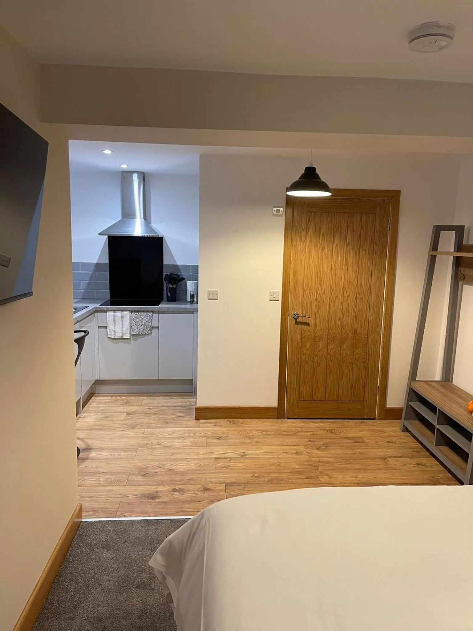 Bed in HQ Pencadlys