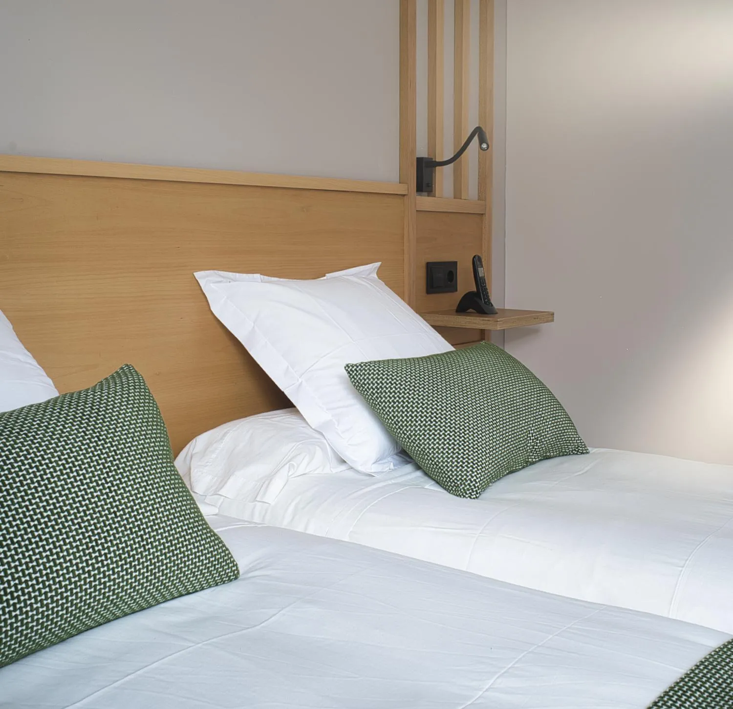 Double Room with Private Bathroom in HOTEL PORTOMARÍN STAR