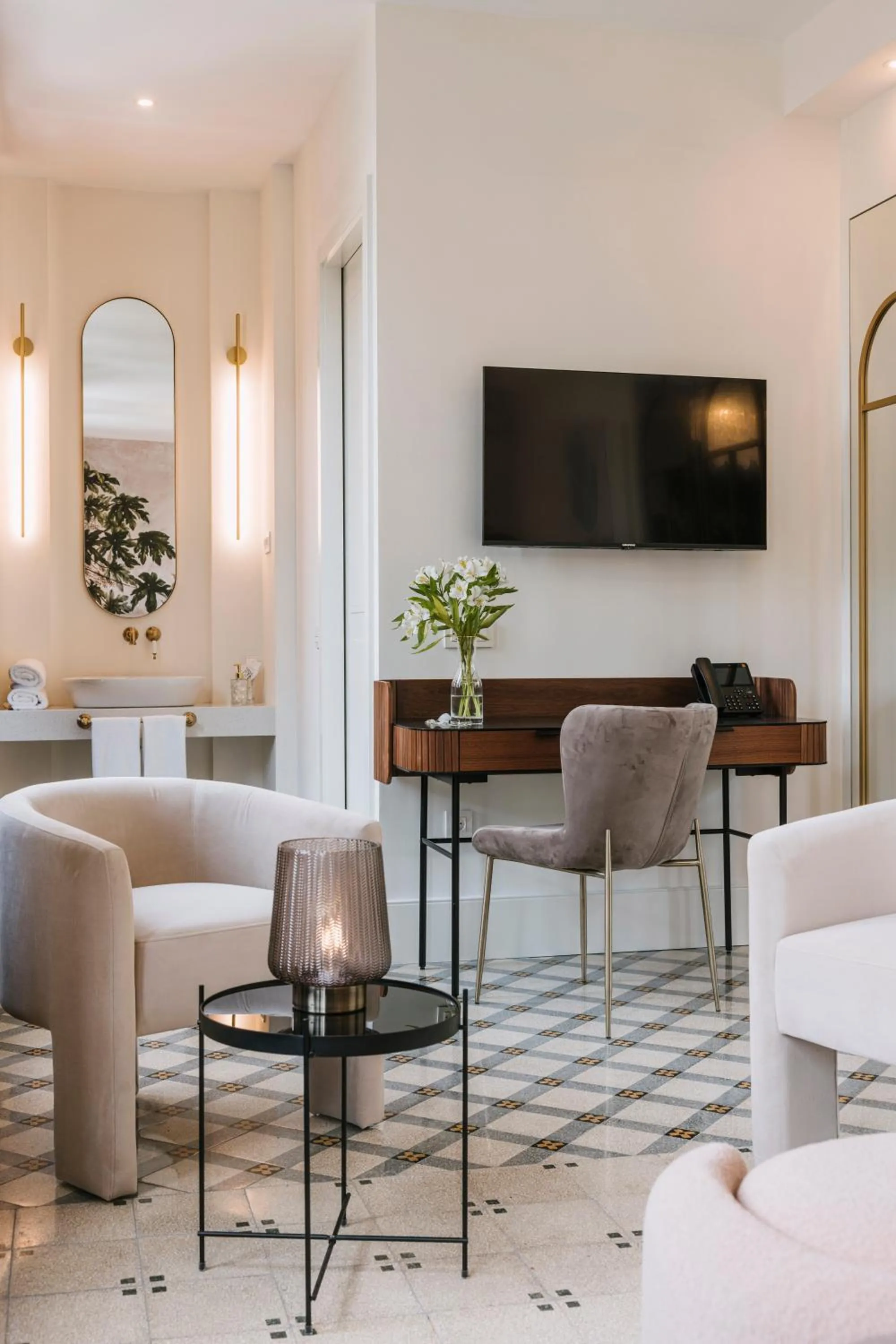 TV and multimedia in MASANET Emblematic Hotels - Adults Only