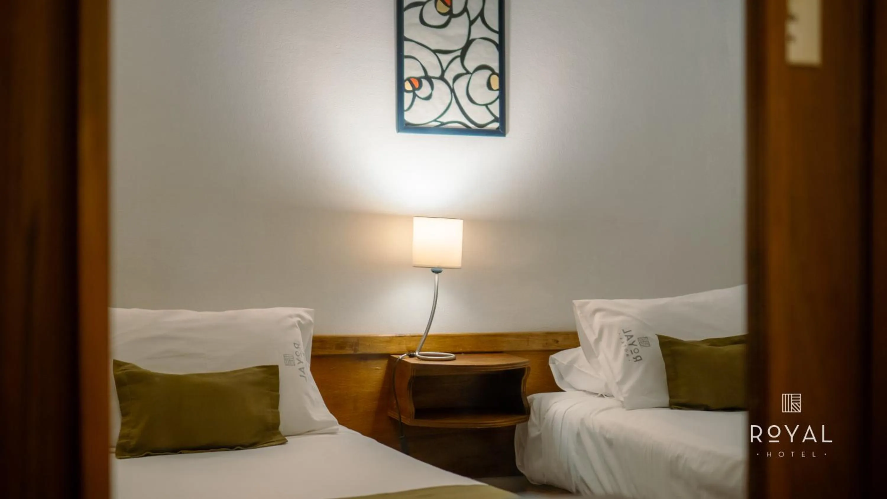 Bedroom, Bed in Hotel Royal