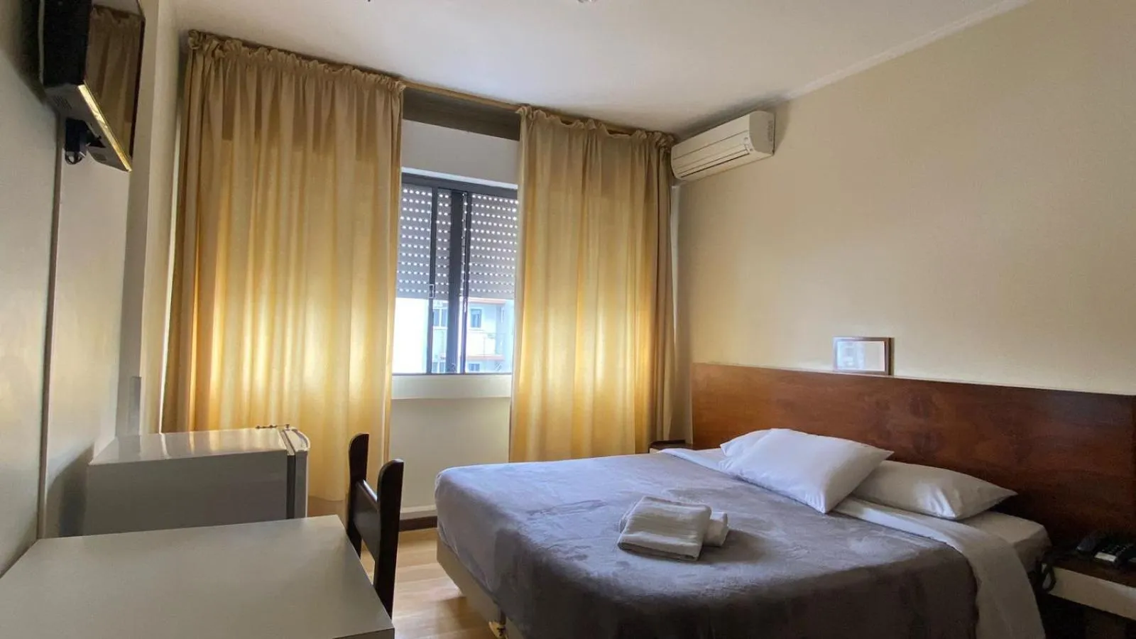 Bed in Hotel Letto Caxias