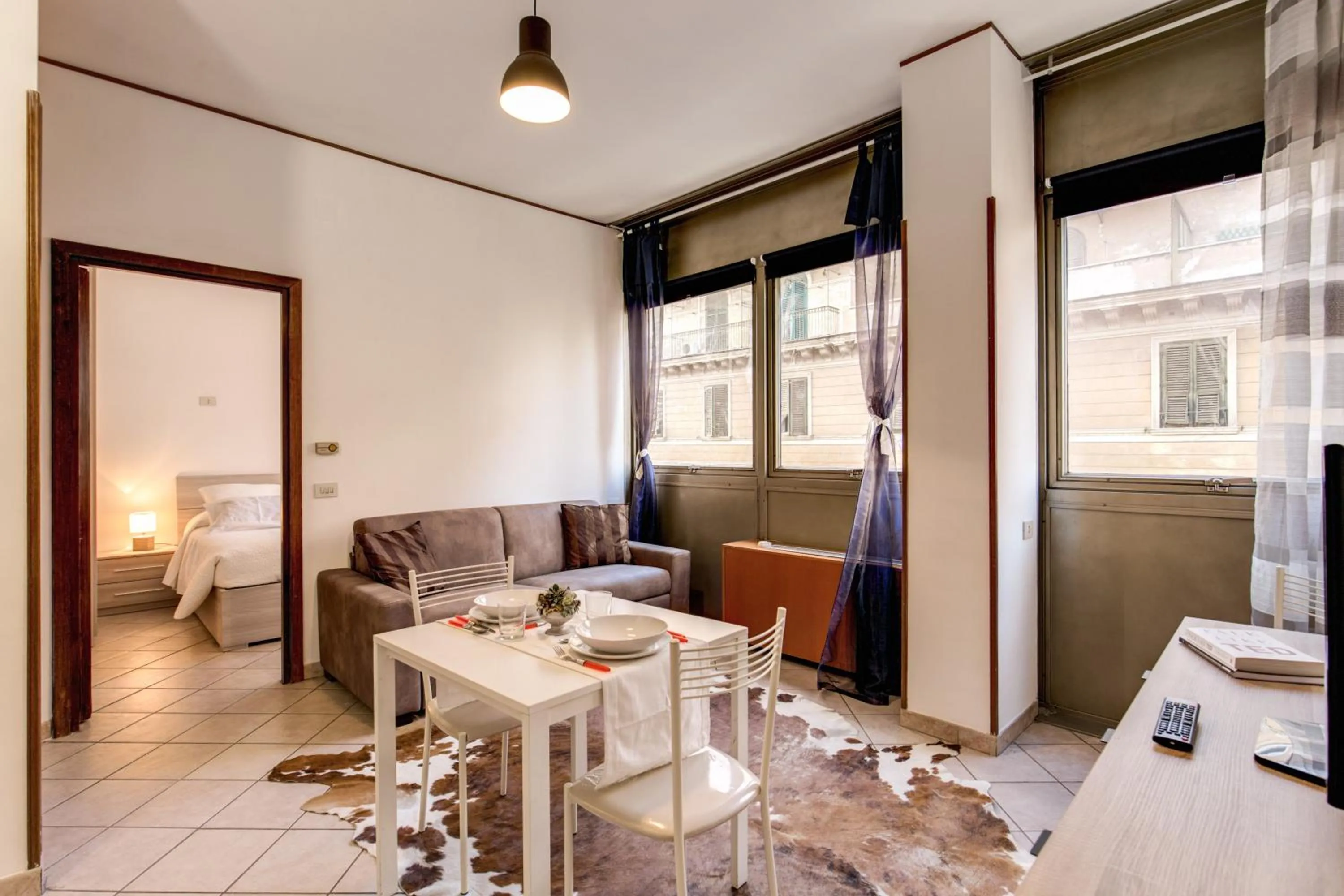 Dining area in M&L Apartments - Ardesia Colosseo