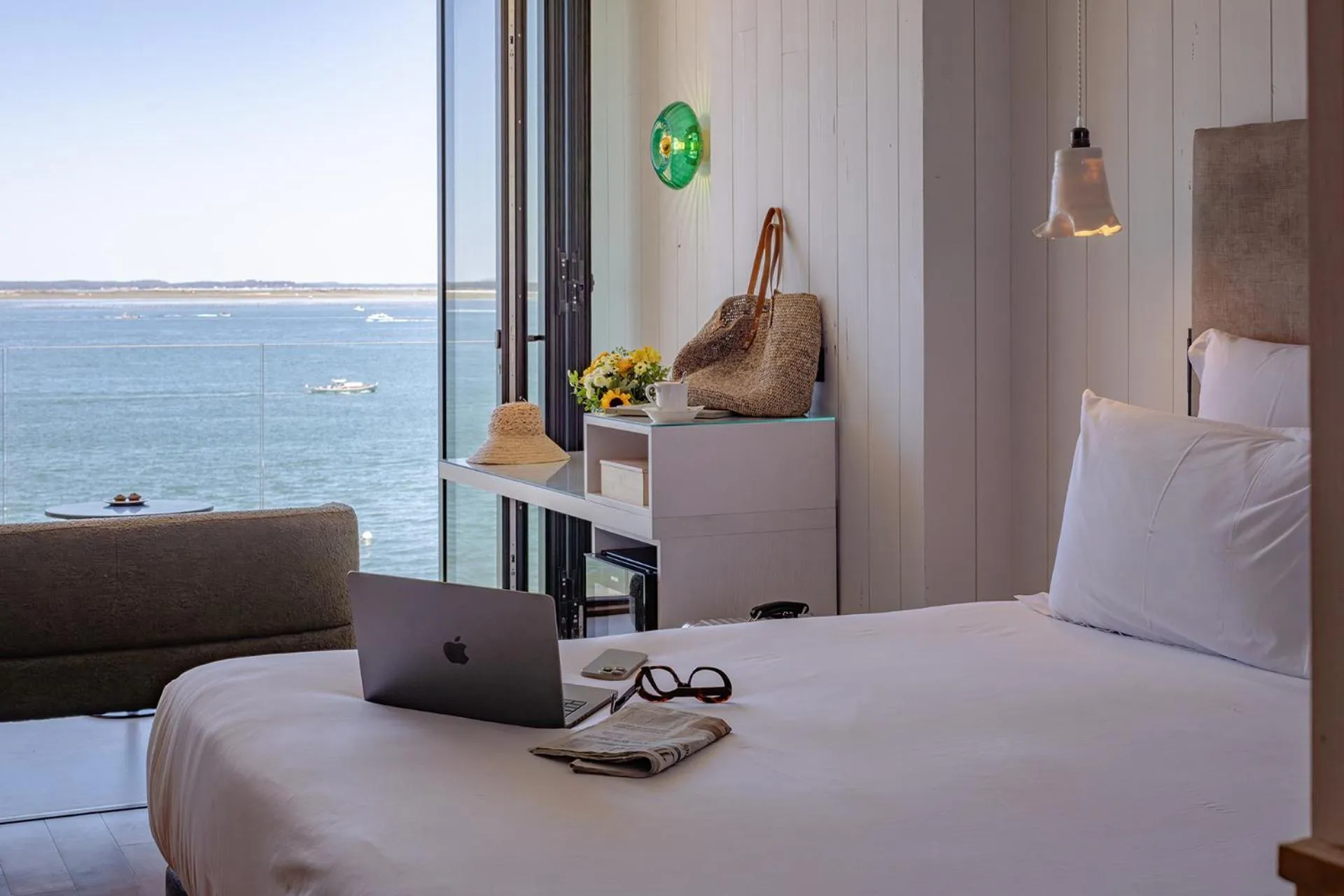 Bed in Les Vagues Hotel & Spa