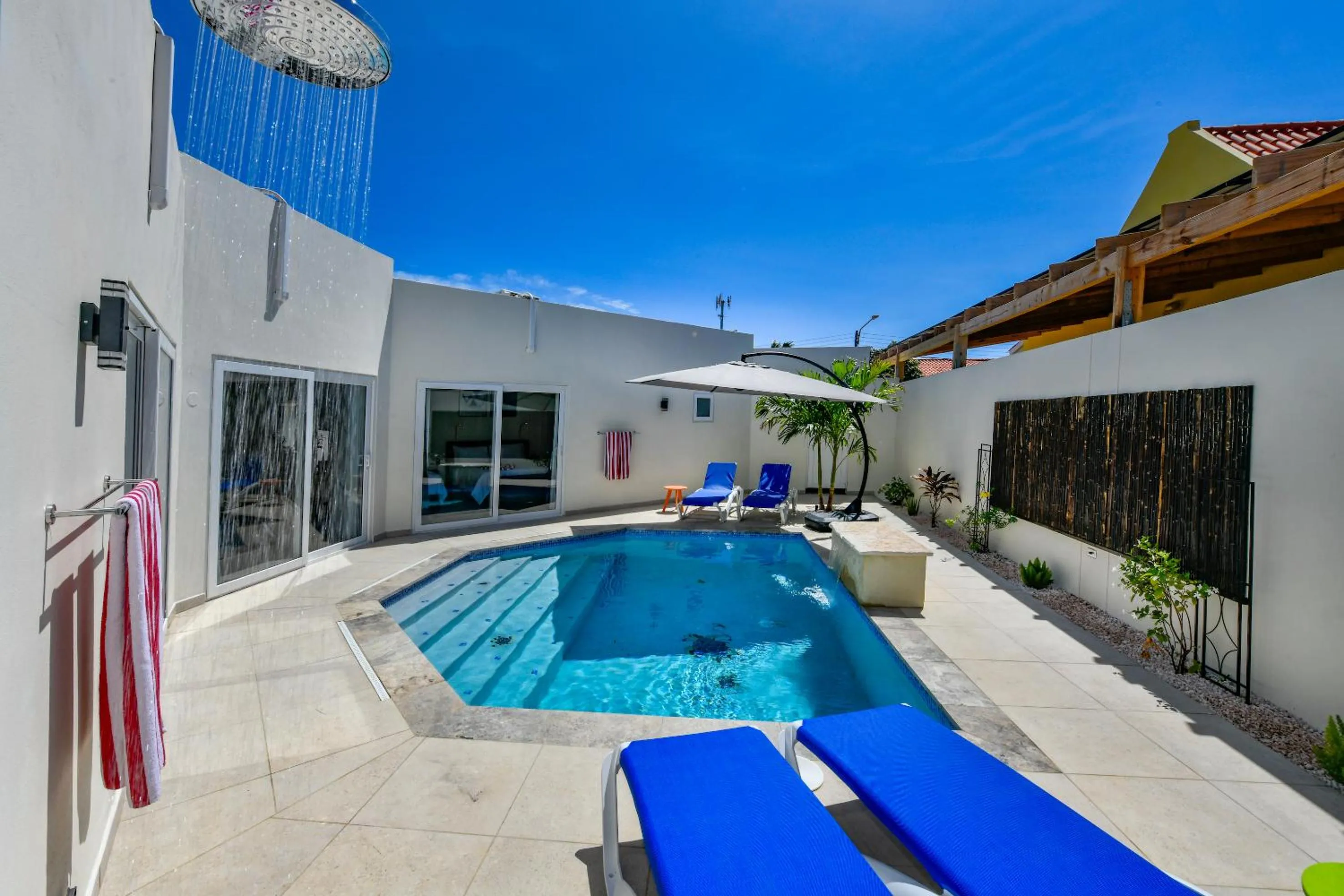 Pool view in Boutique Hotel Swiss Paradise Aruba Villas and Suites