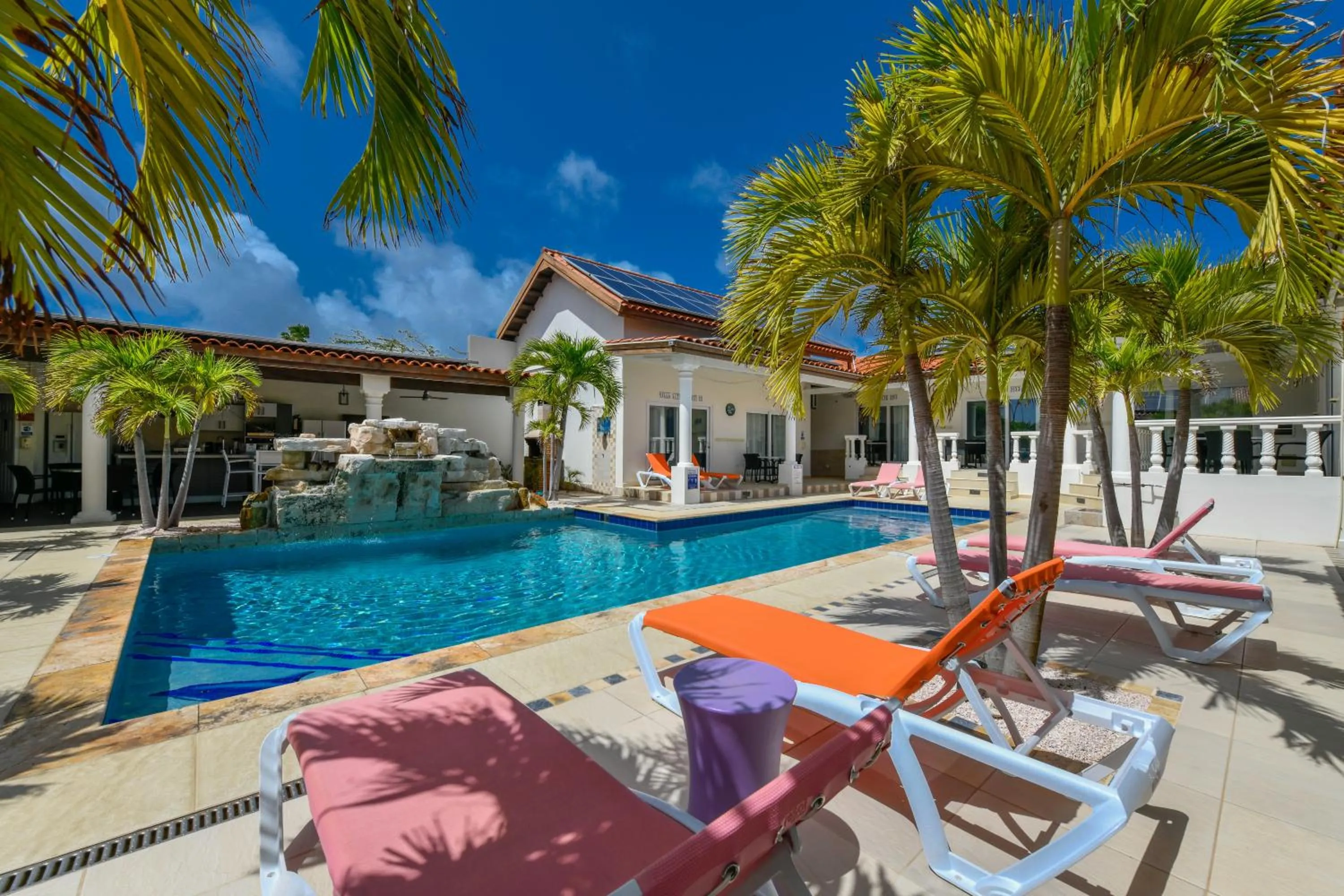 Property building in Boutique Hotel Swiss Paradise Aruba Villas and Suites