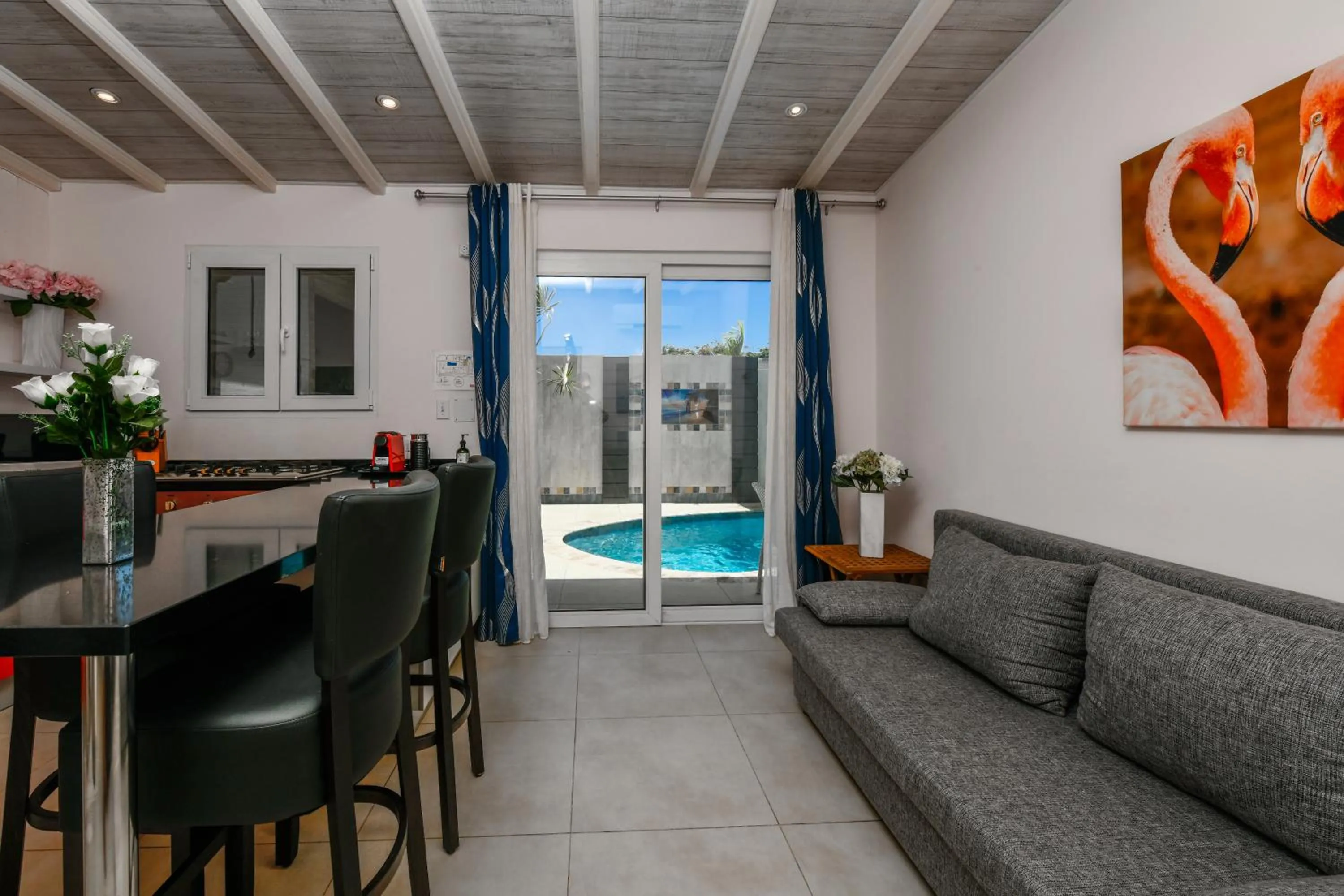 Living room in Boutique Hotel Swiss Paradise Aruba Villas and Suites