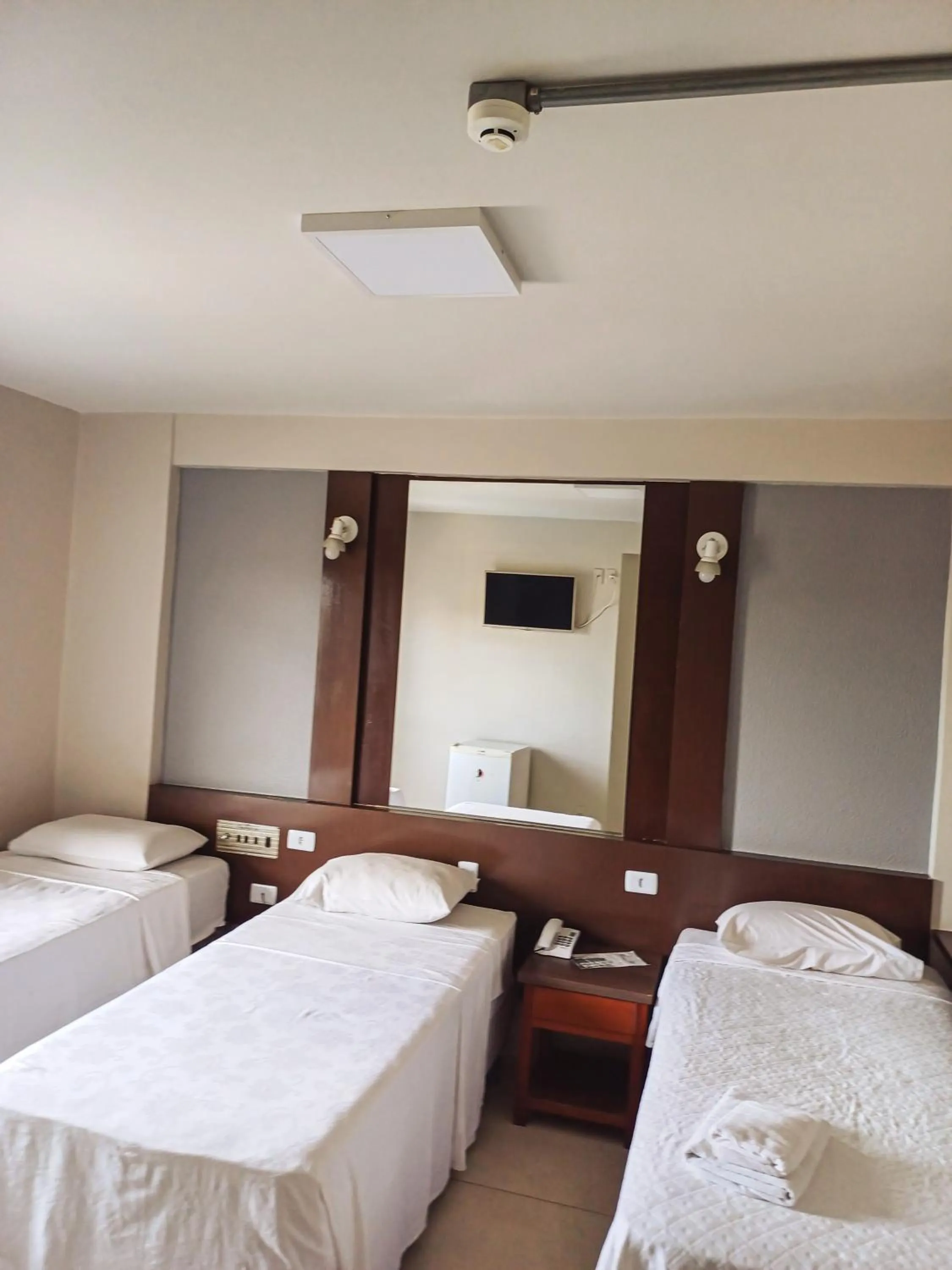 Bed in Piloes Palace Hotel