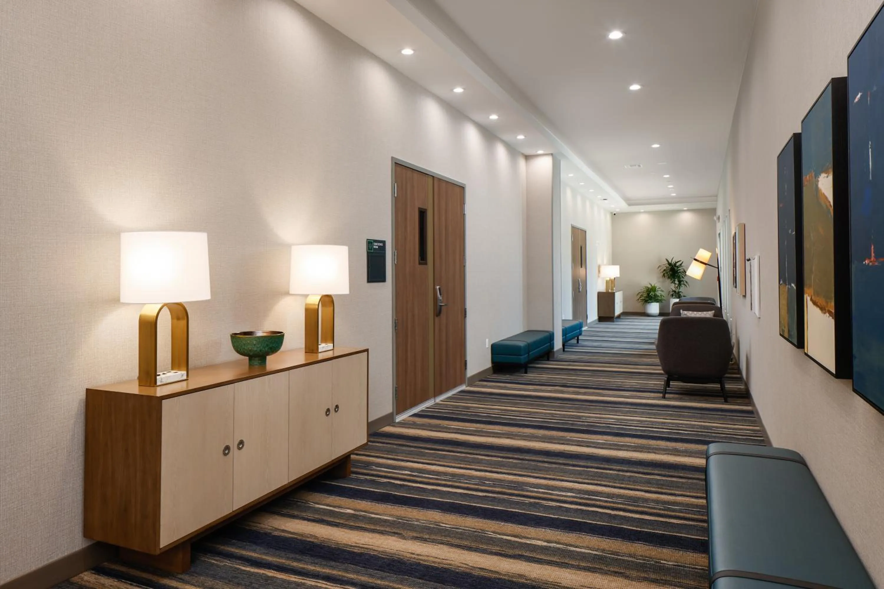 Meeting/conference room in Holiday Inn & Suites Monterey Park – Los Angeles by IHG