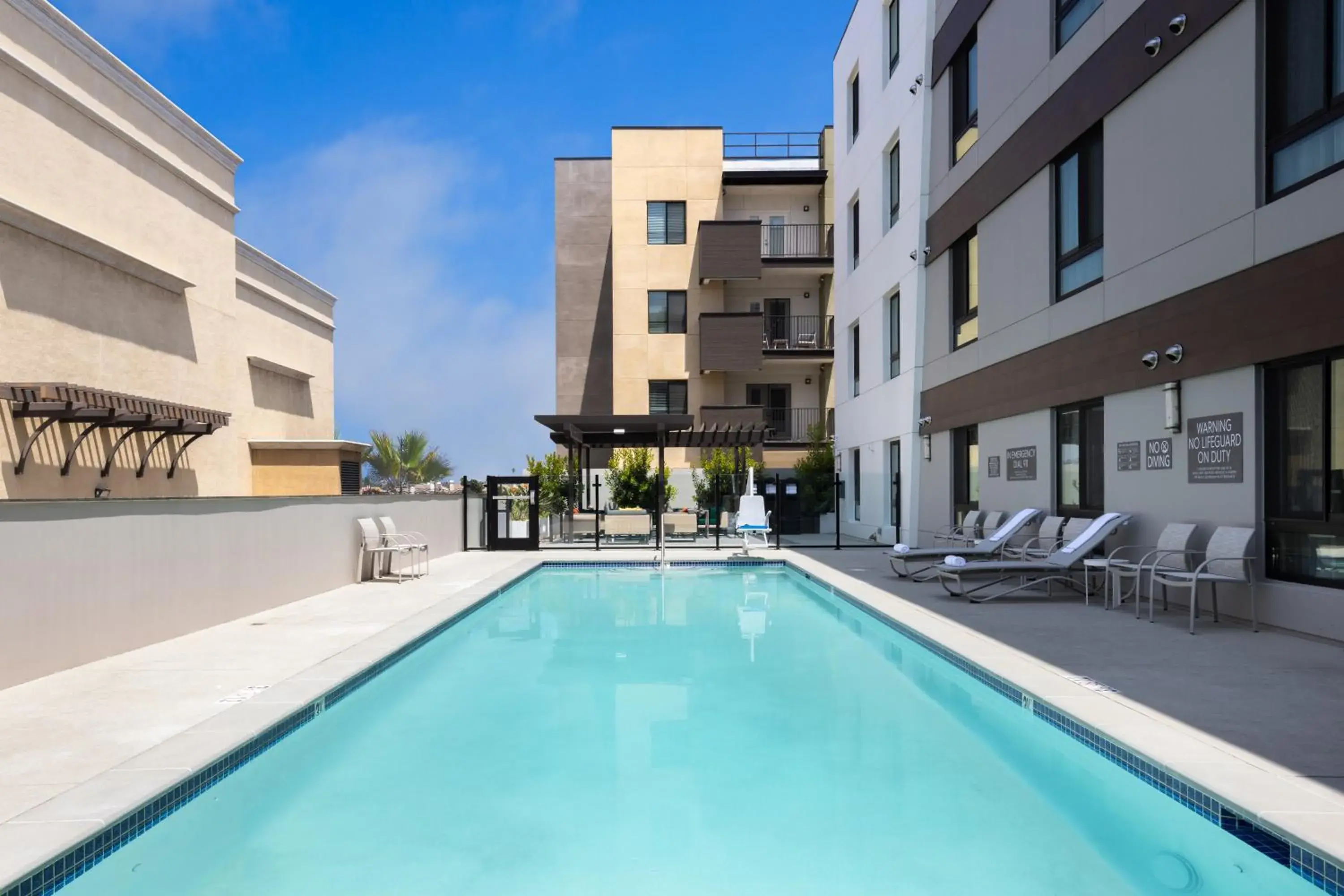 Holiday Inn & Suites Monterey Park – Los Angeles by IHG Holiday Inn & Suites Monterey Park – Los Angeles by IHG