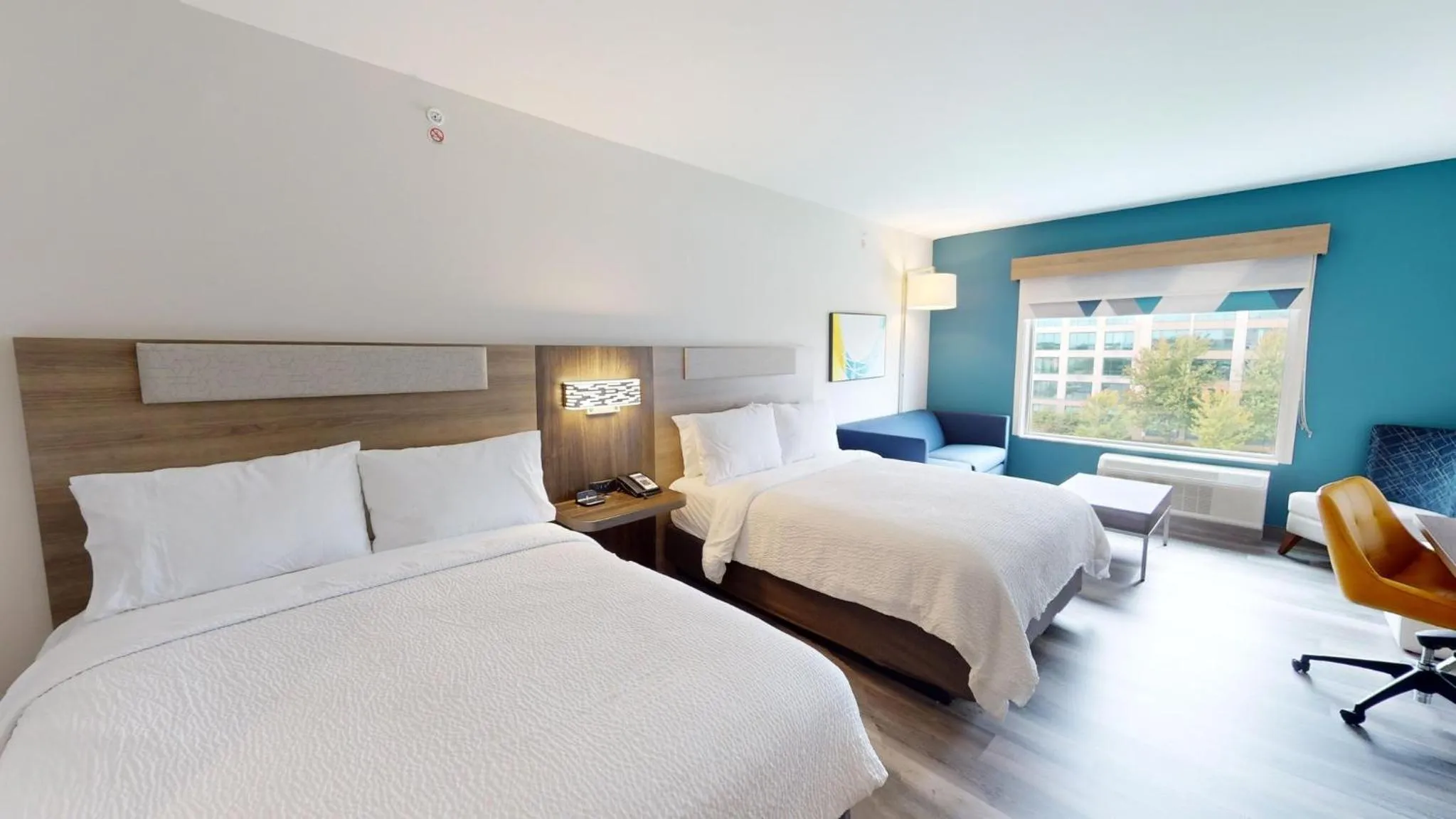 Photo of the whole room in Holiday Inn Express & Suites Chicago Schaumburg by IHG