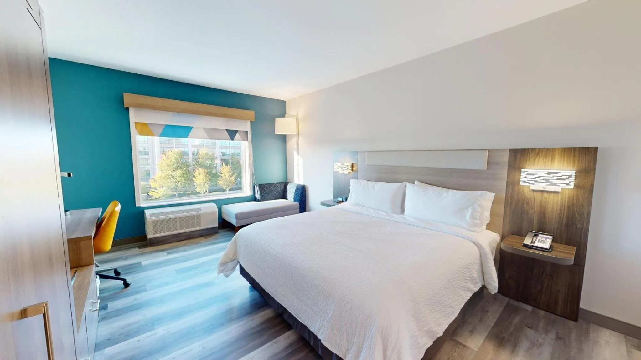 Photo of the whole room in Holiday Inn Express & Suites Chicago Schaumburg by IHG