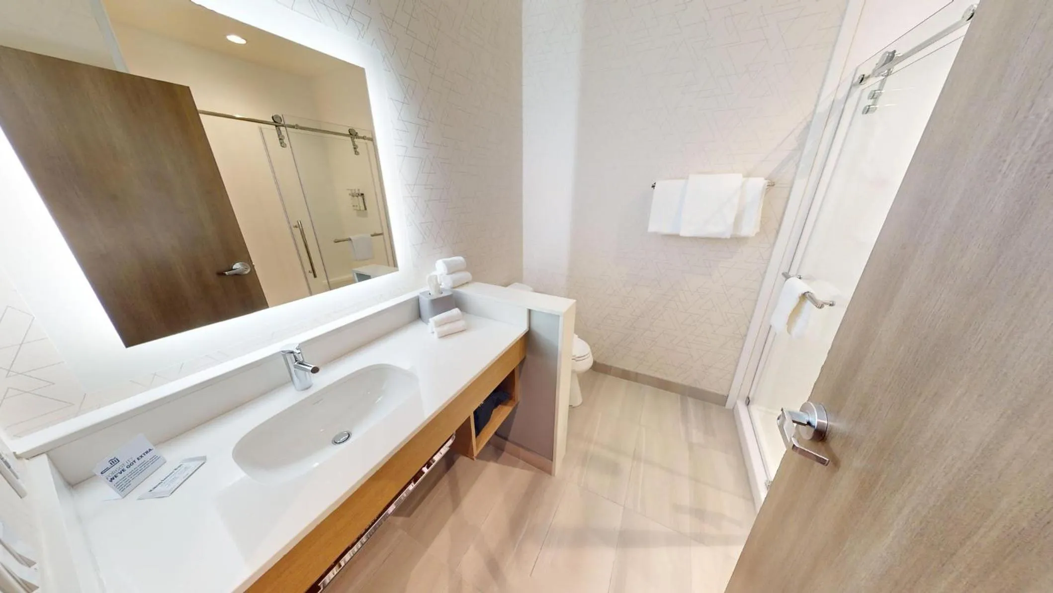 Photo of the whole room in Holiday Inn Express & Suites Chicago Schaumburg by IHG