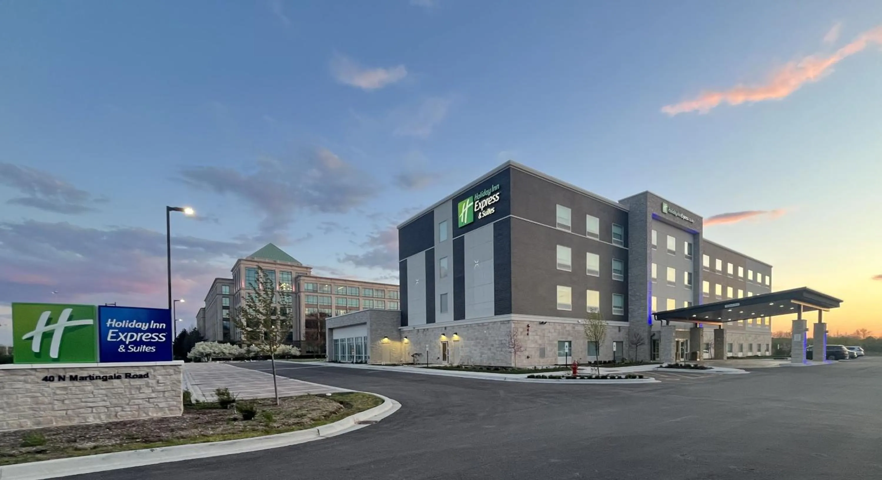Property building in Holiday Inn Express & Suites Chicago Schaumburg by IHG