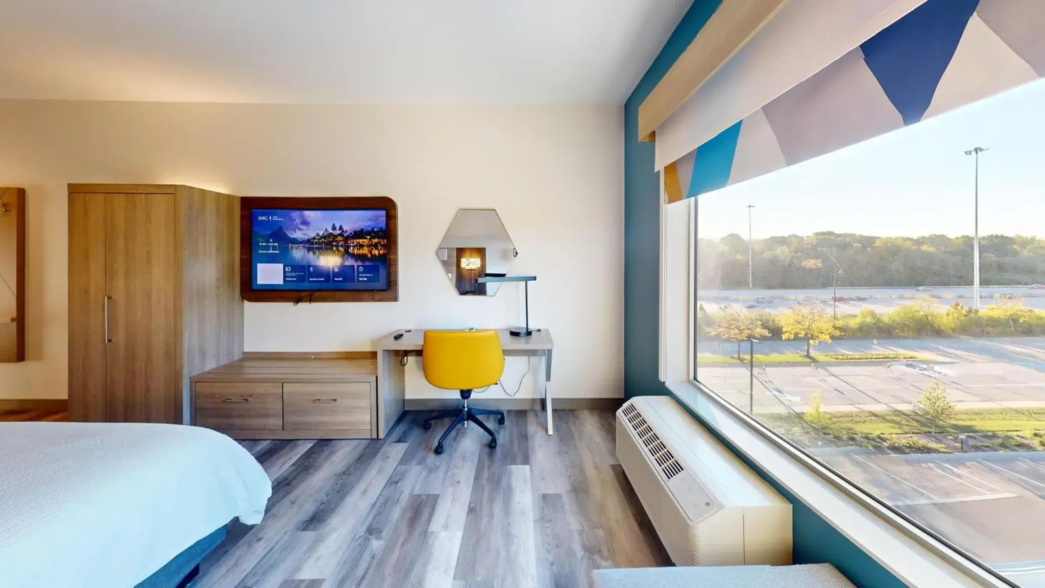 Premium Room in Holiday Inn Express & Suites Chicago Schaumburg by IHG Premium Room in Holiday Inn Express & Suites Chicago Schaumburg by IHG