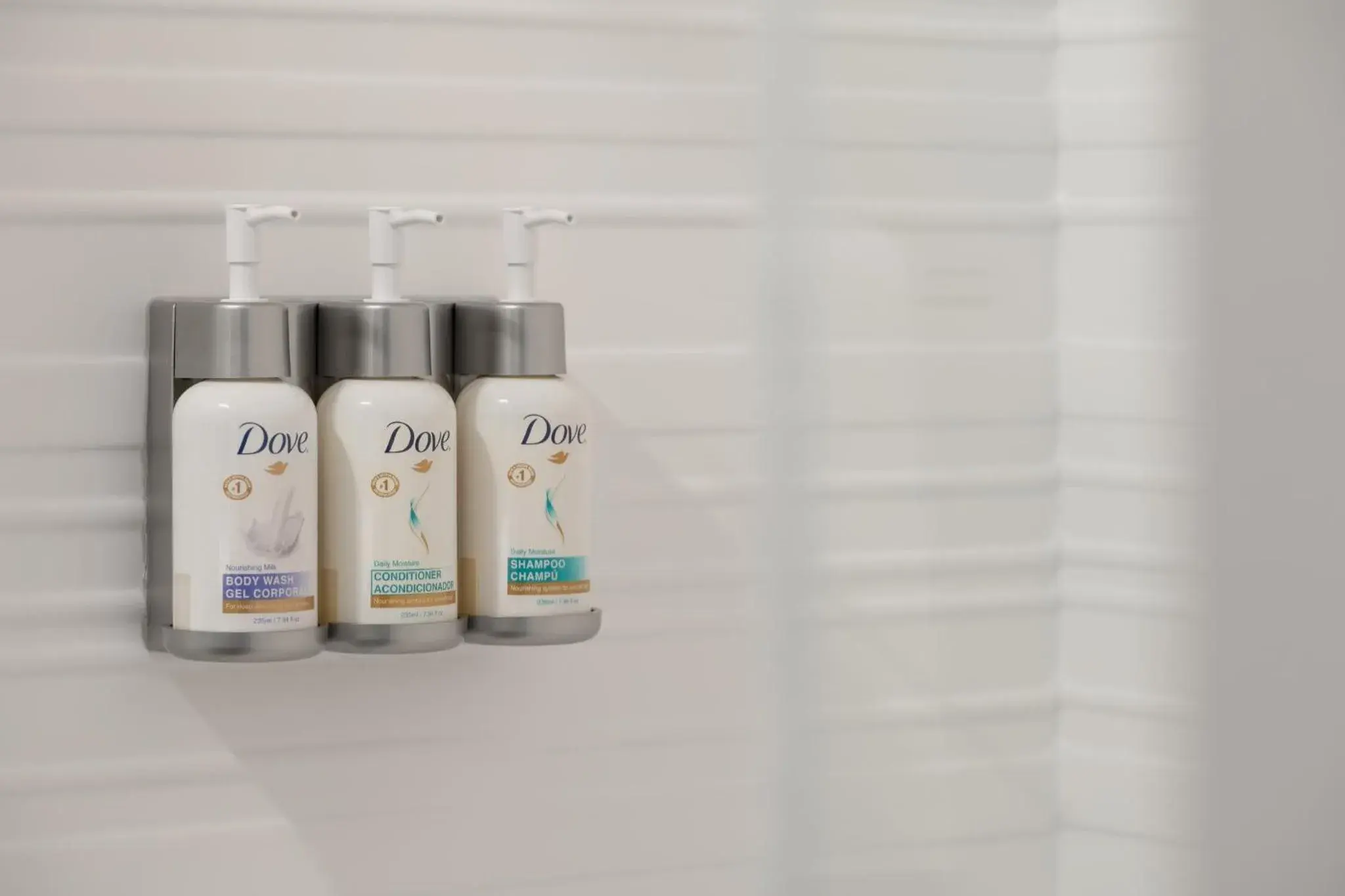 Standard King Room in avid hotel Oak Creek by IHG Standard King Room in avid hotel Oak Creek by IHG