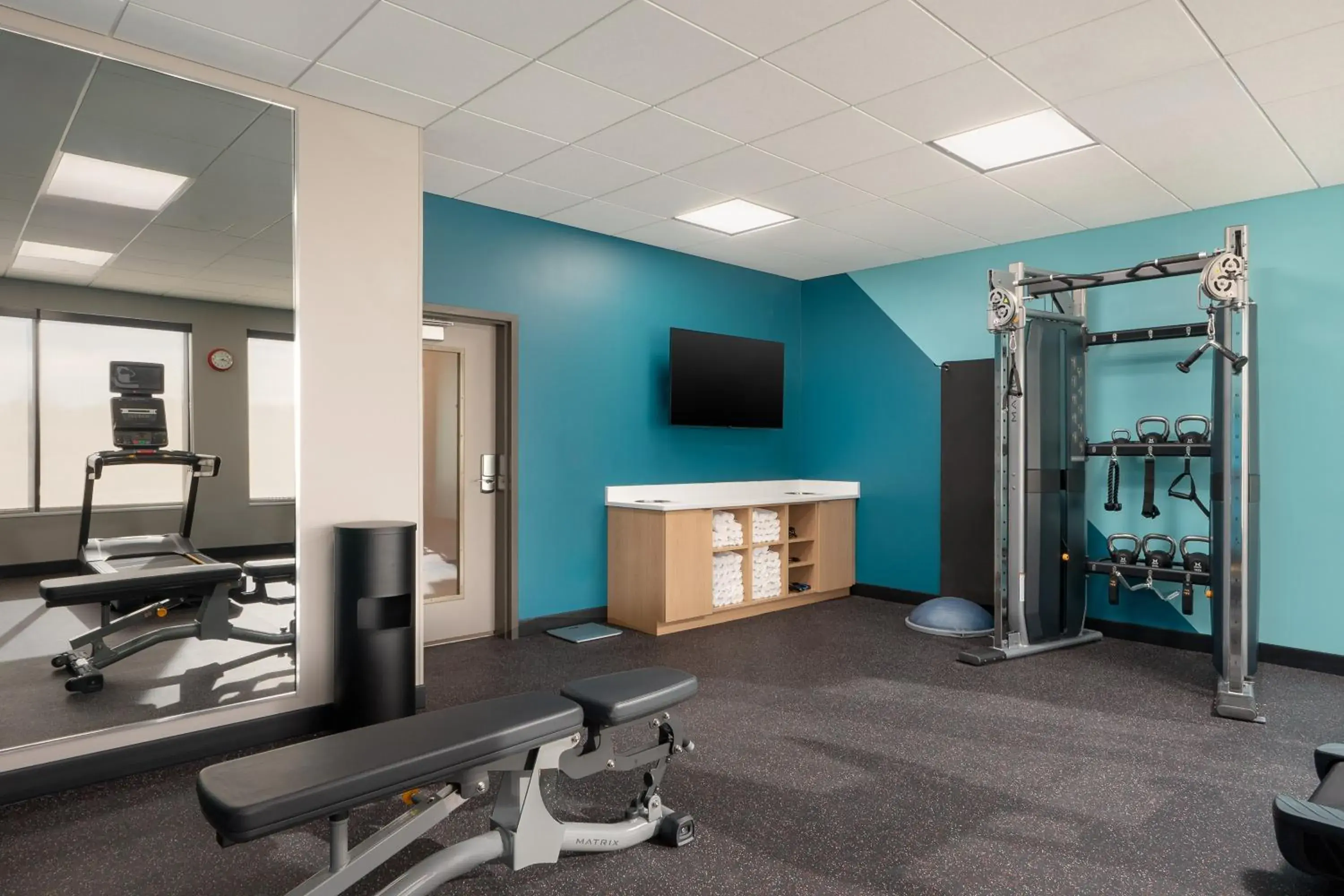 Fitness centre/facilities in avid hotel Oak Creek by IHG Fitness centre/facilities in avid hotel Oak Creek by IHG