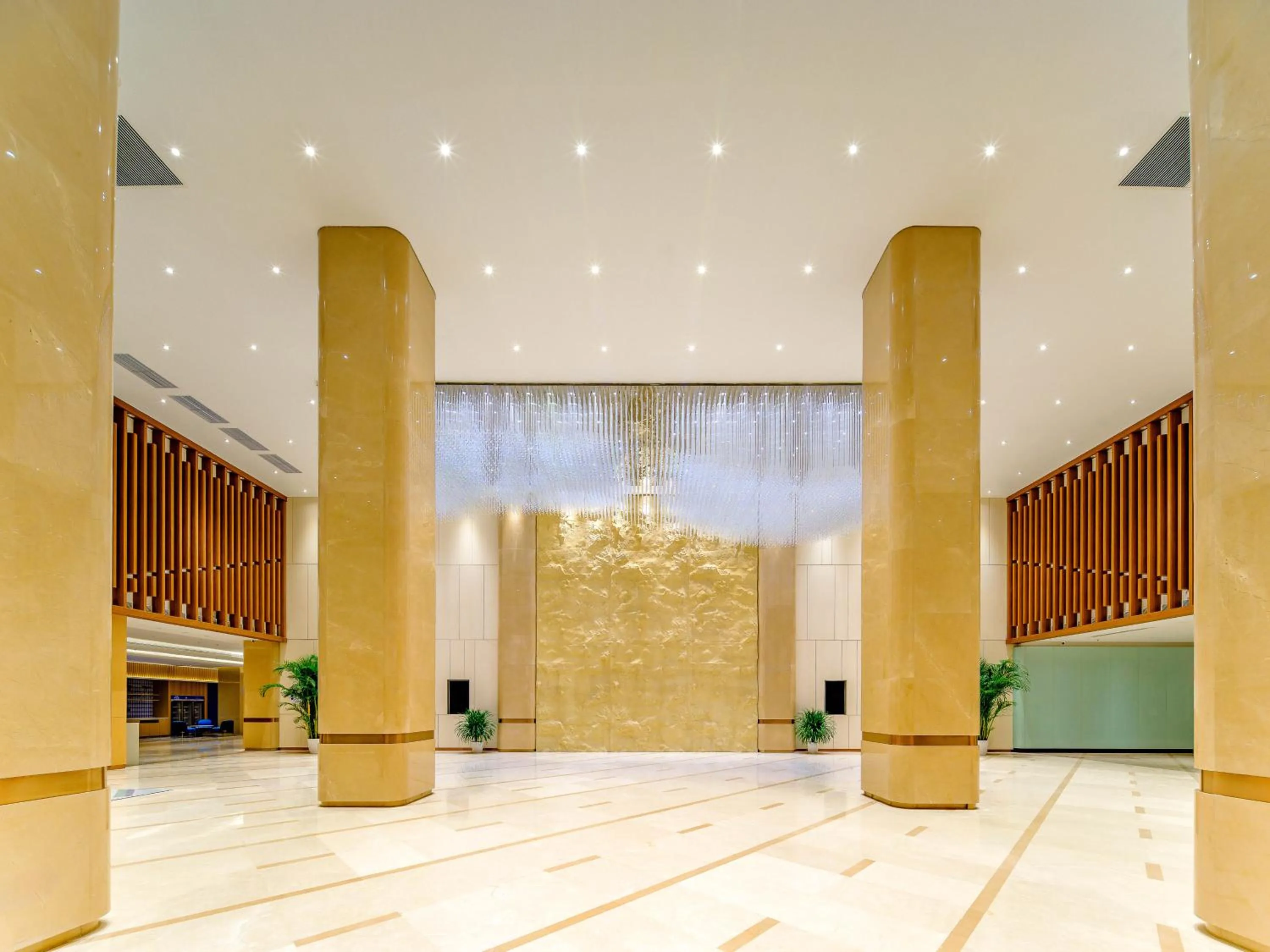 Lobby or reception in Holiday Inn Express Beijing Conference Center by IHG