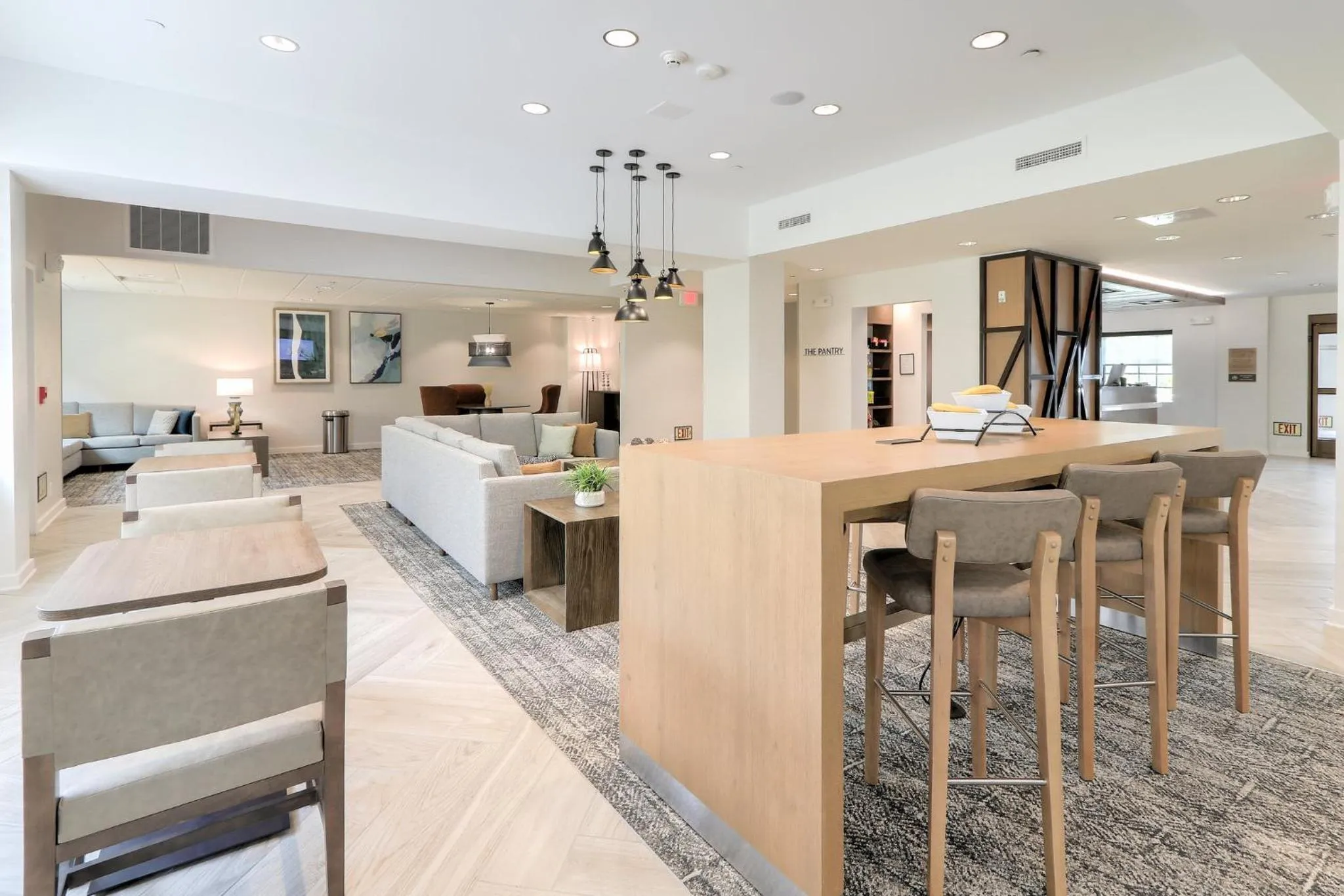 Property building, Bed in Staybridge Suites Pigeon Forge - Smoky Mtns by IHG