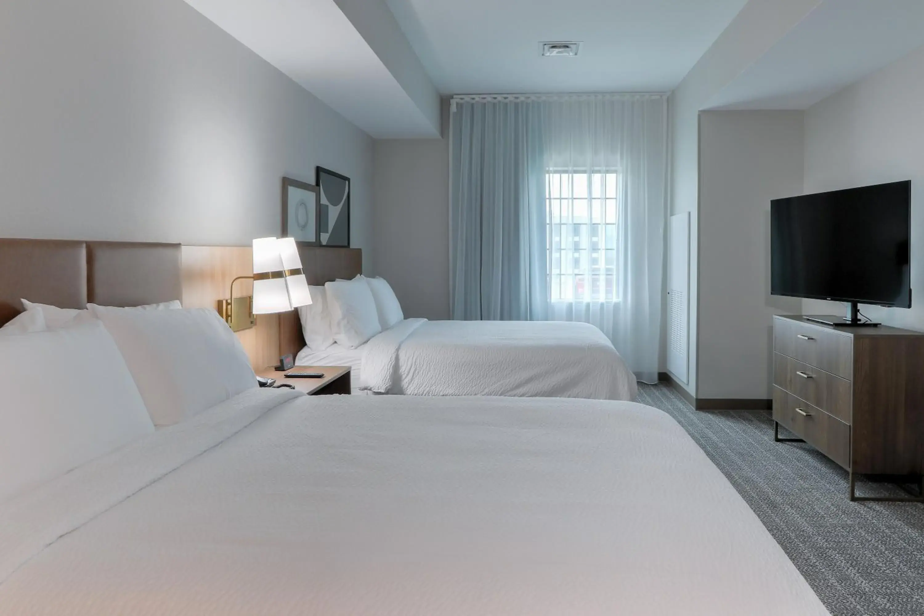 Bed in Staybridge Suites Pigeon Forge - Smoky Mtns by IHG Bed in Staybridge Suites Pigeon Forge - Smoky Mtns by IHG