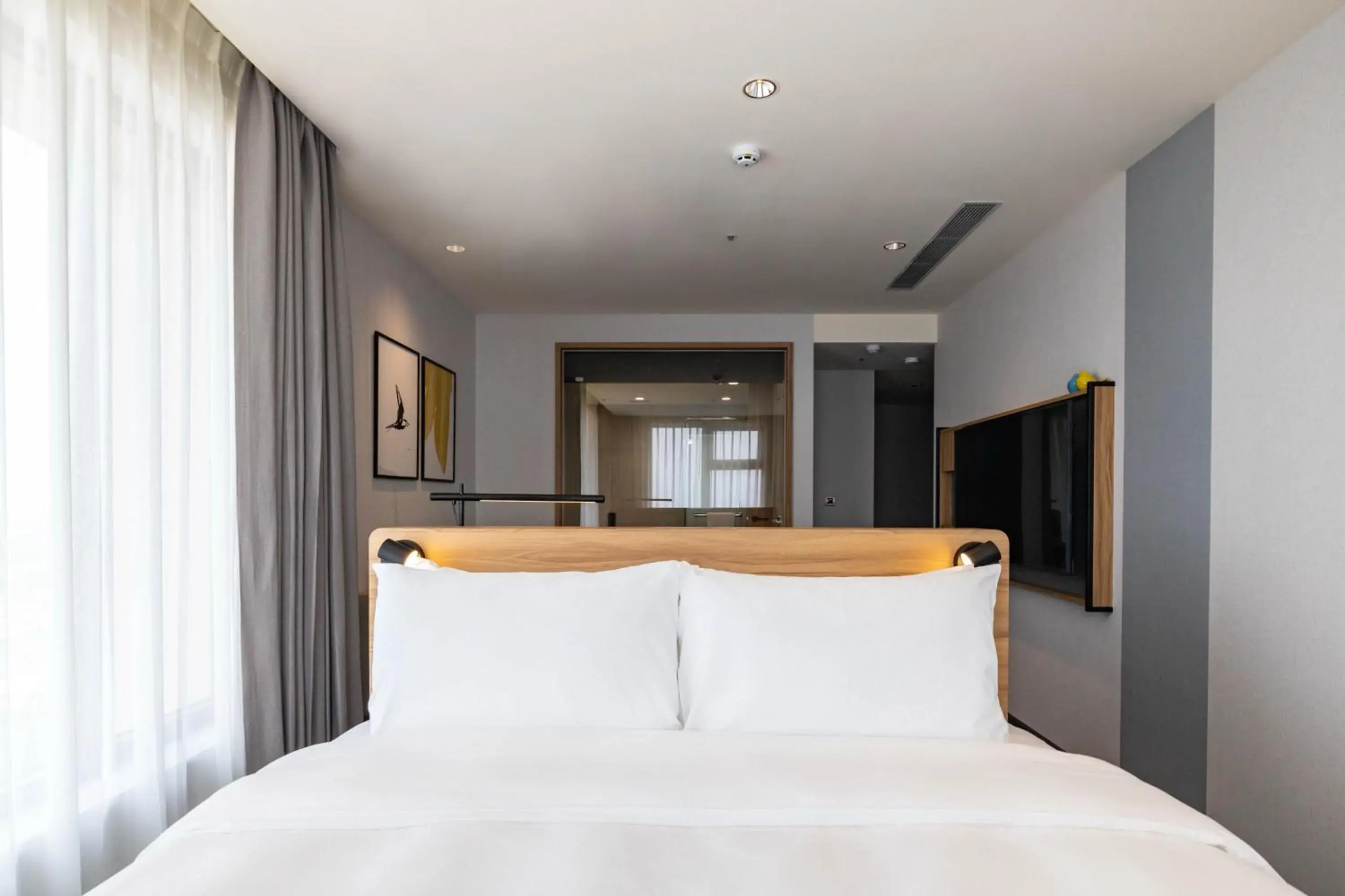 Property building, Bed in voco Chiayi by IHG Property building, Bed in voco Chiayi by IHG
