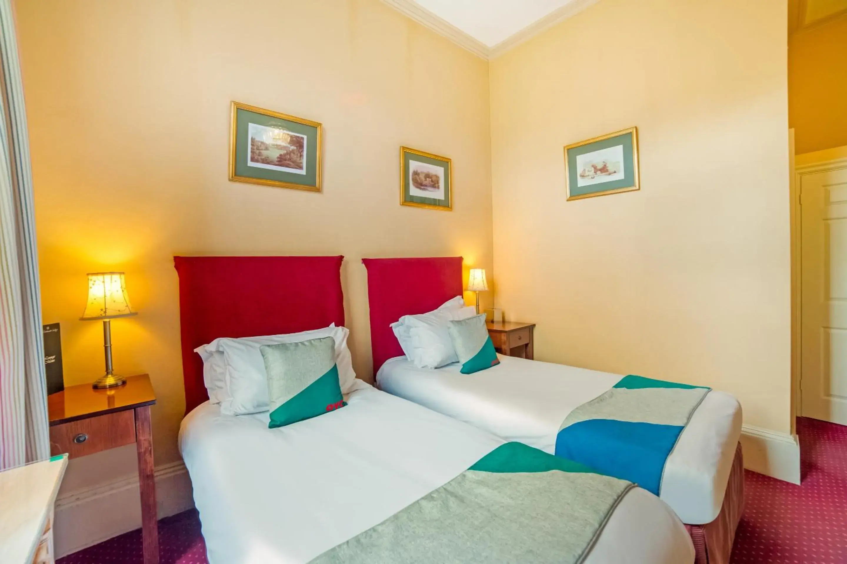 Bedroom, Bed in OYO Bailbrook Lodge, Bath Bedroom, Bed in OYO Bailbrook Lodge, Bath