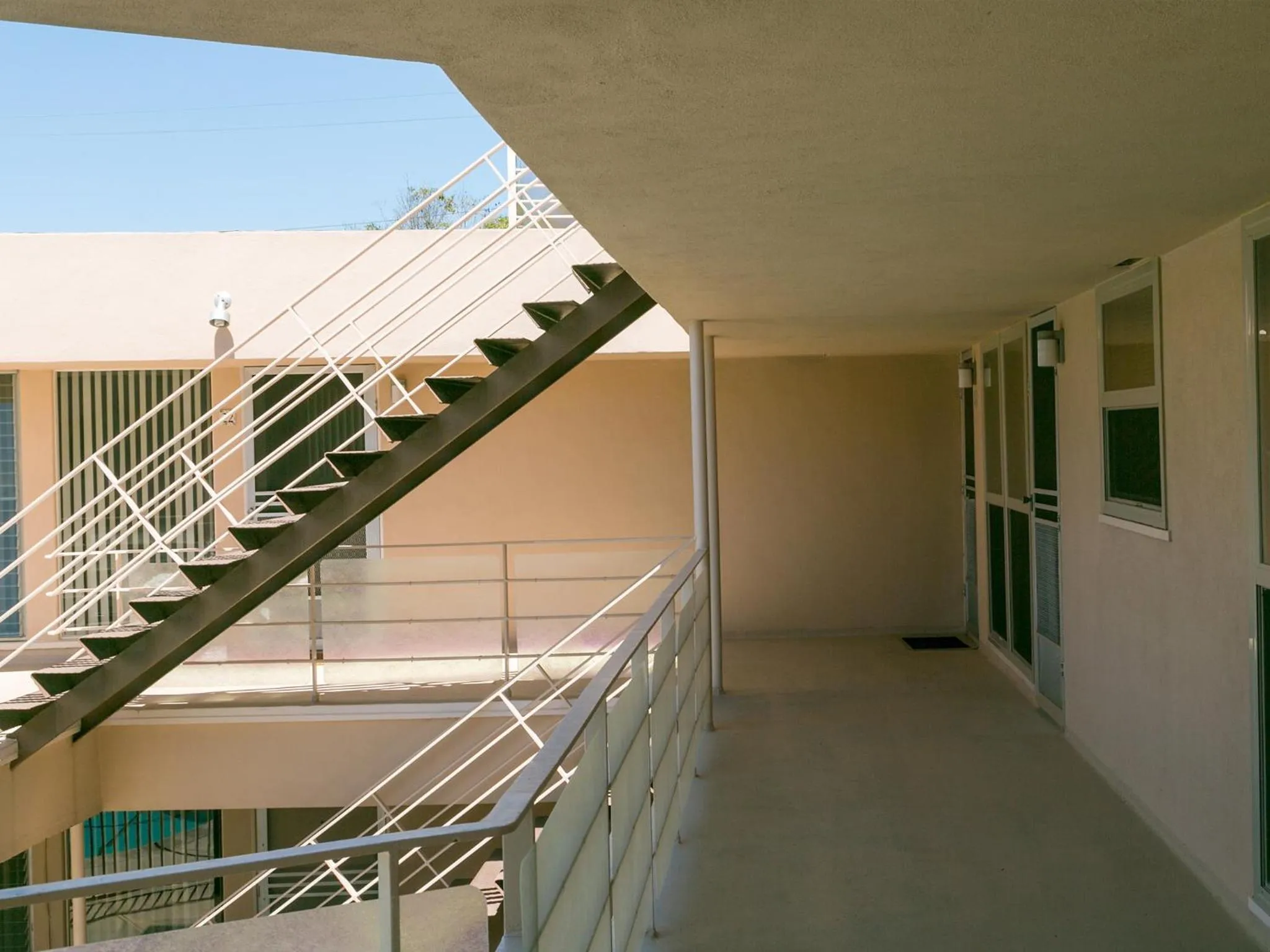 Decorative detail in La Jolla Riviera Inn