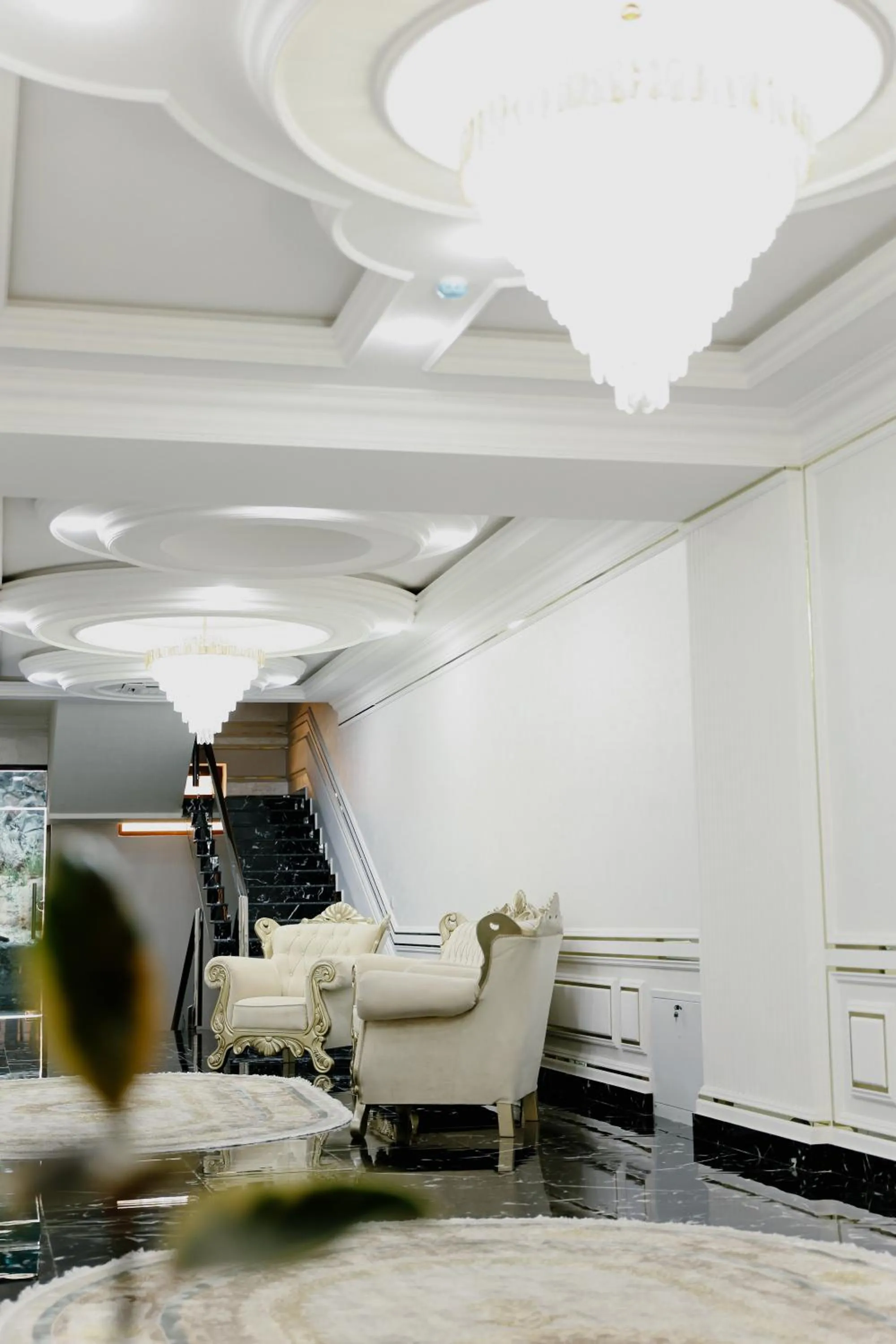 Living room in Ko'k Saroy Plaza Hotel