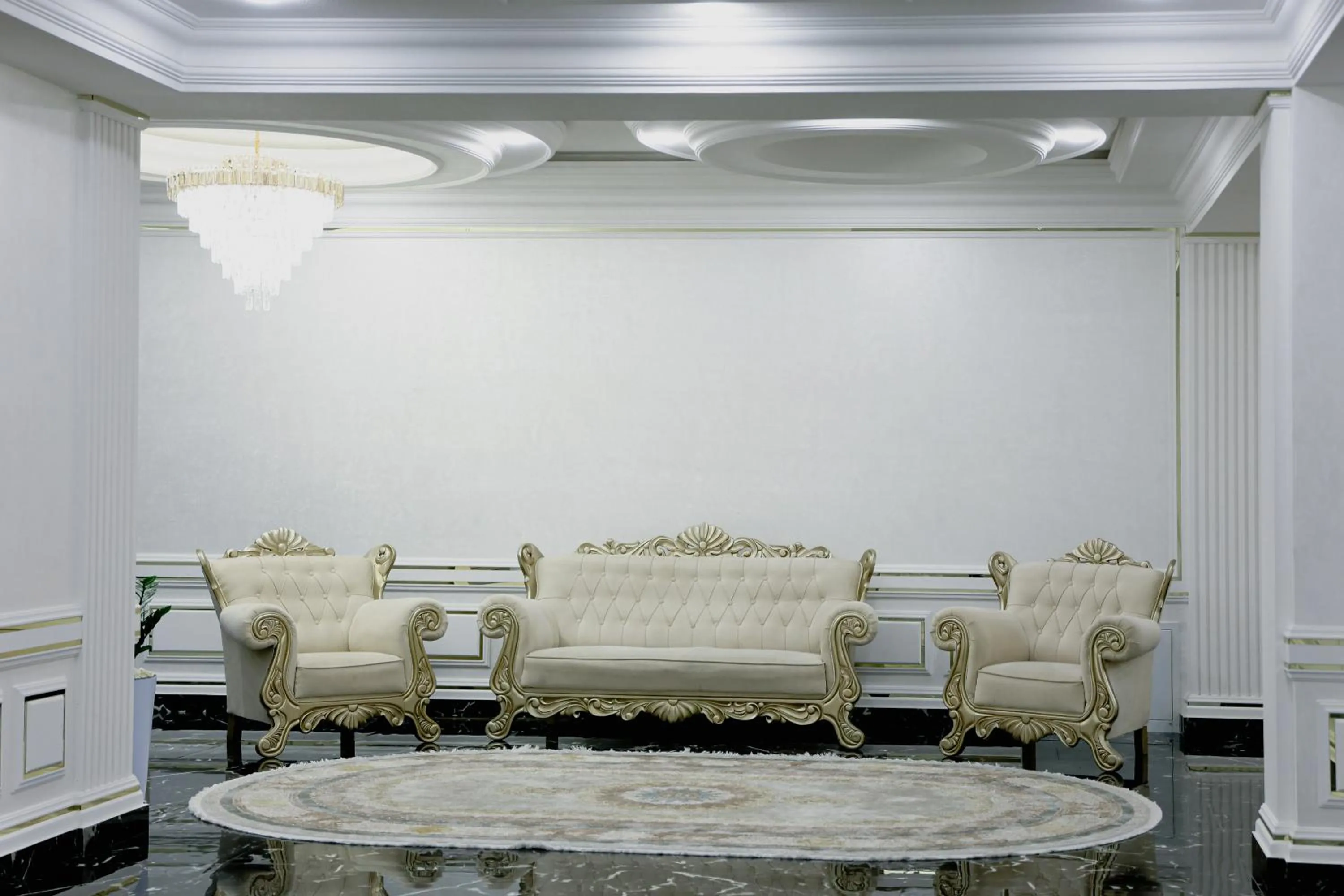 Living room in Ko'k Saroy Plaza Hotel