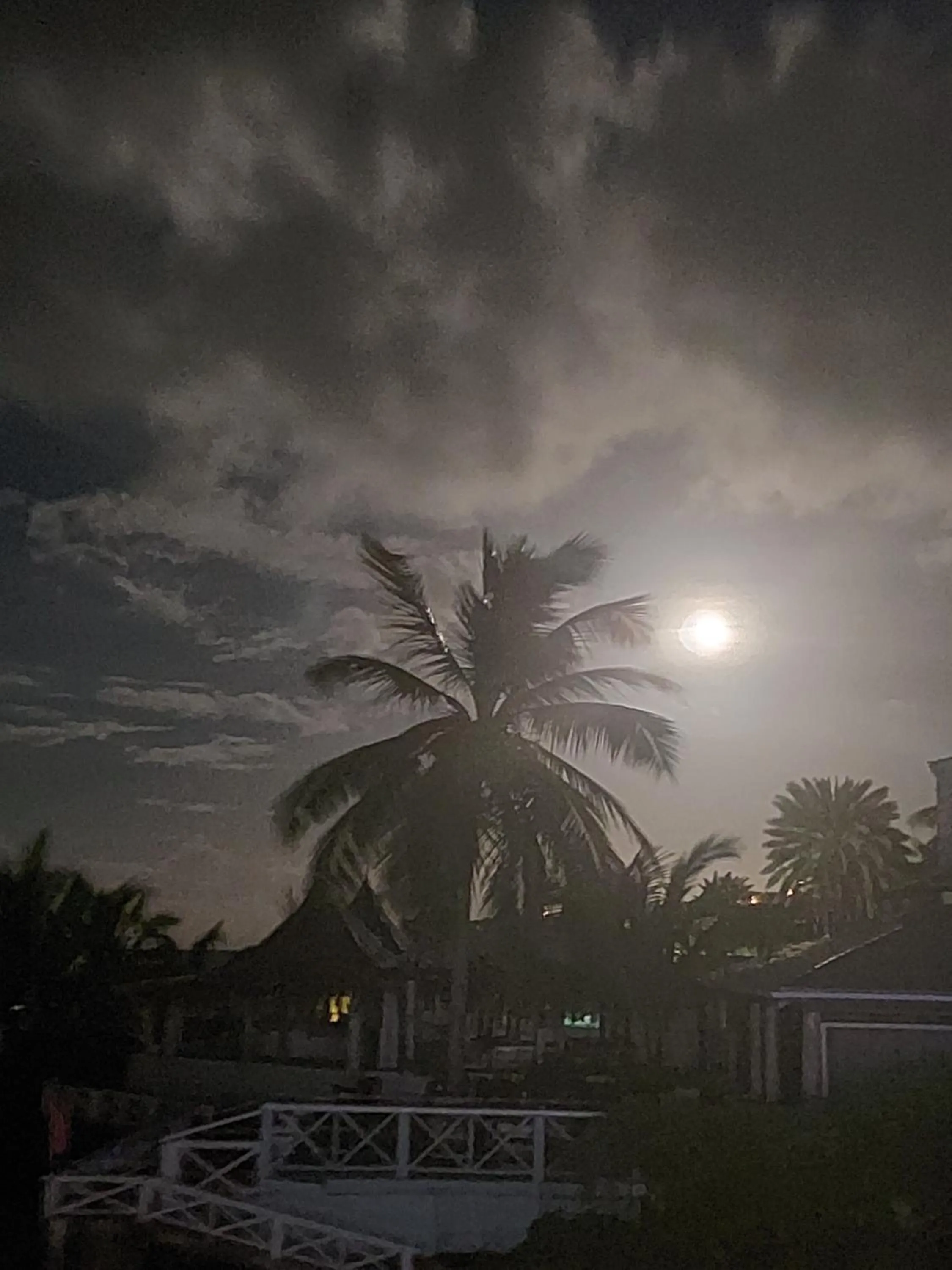 Night in Northshore Seaside Suites