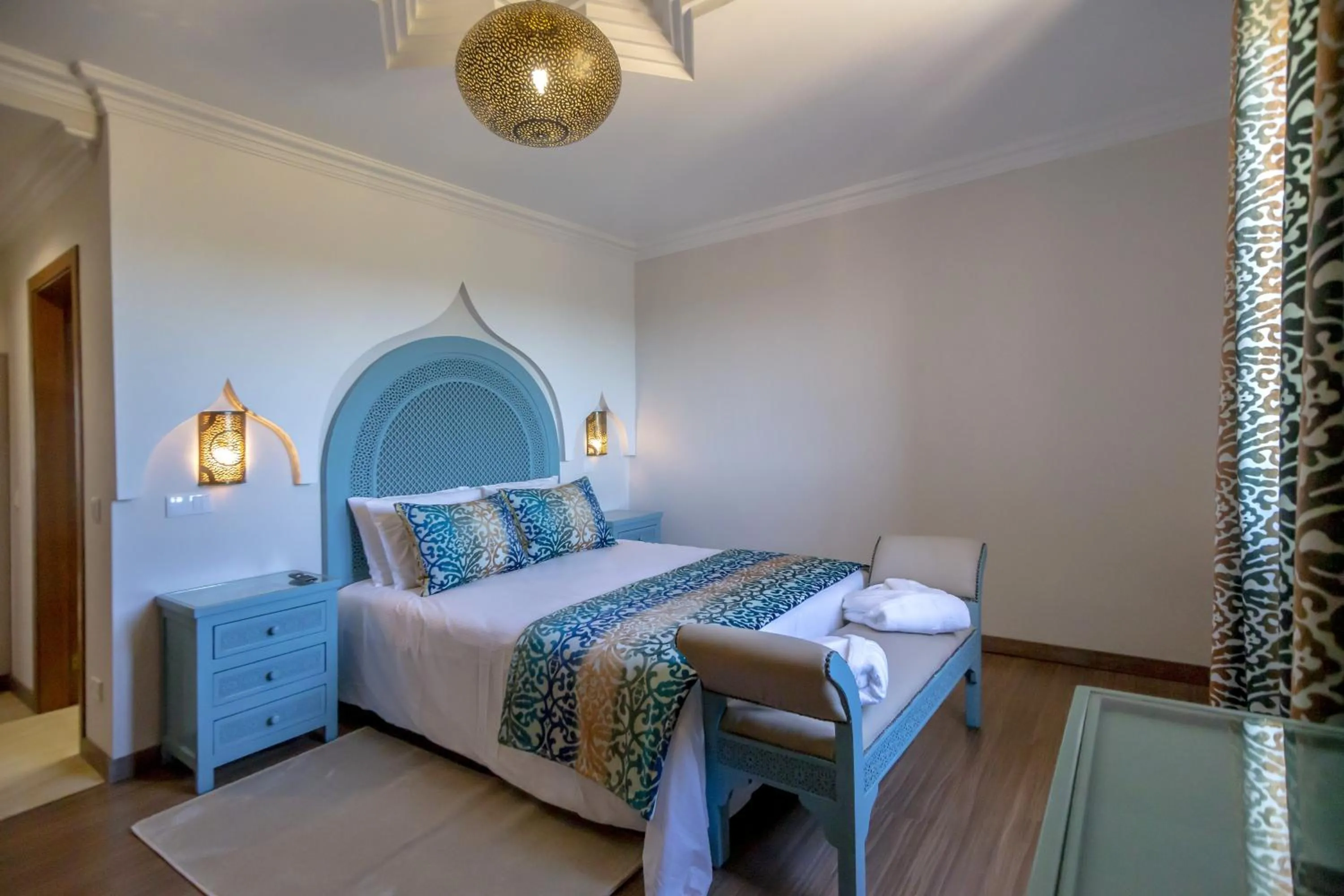 Bed in Al Karob Yoga Boutique Villa