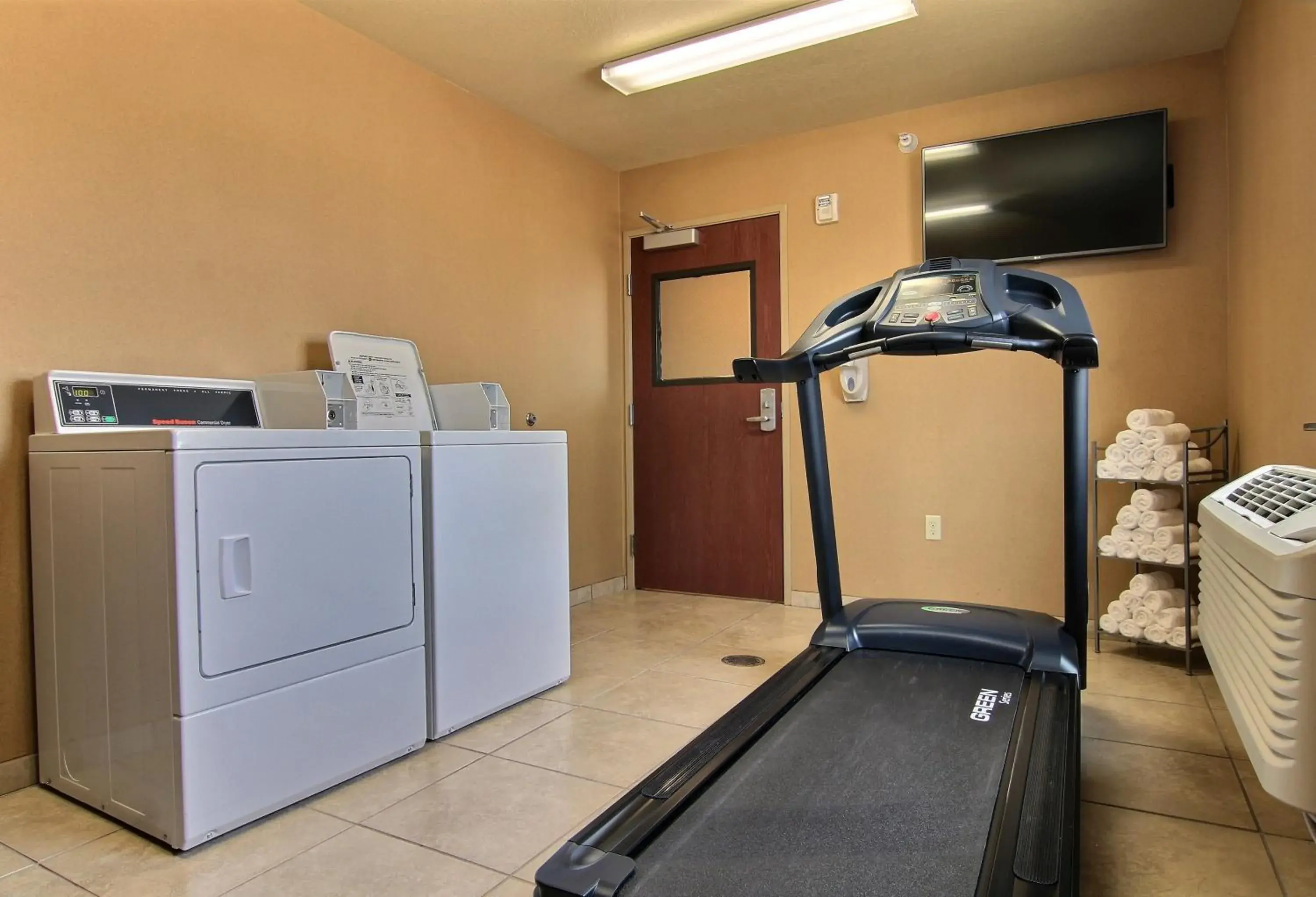 Fitness centre/facilities in Cobblestone Inn & Suites - Linton Fitness centre/facilities in Cobblestone Inn & Suites - Linton