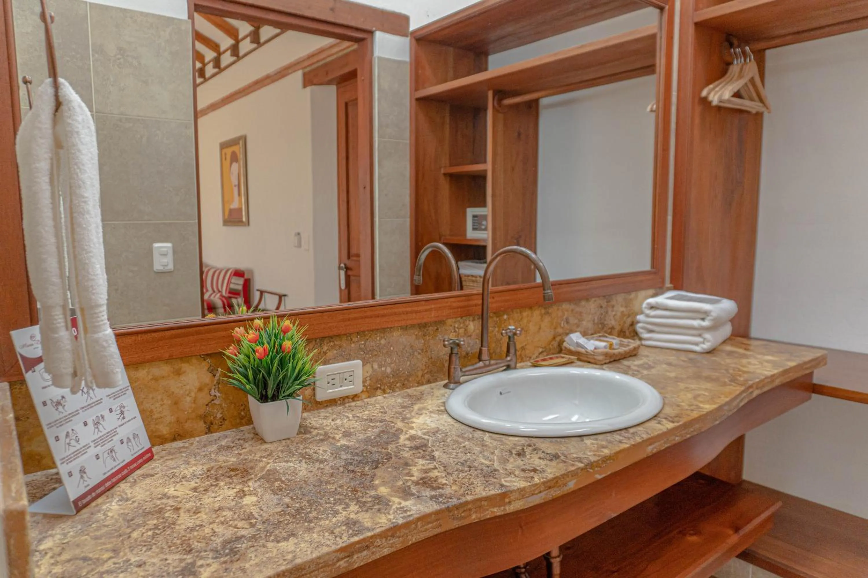 Bathroom in Maria Bonita Hotel