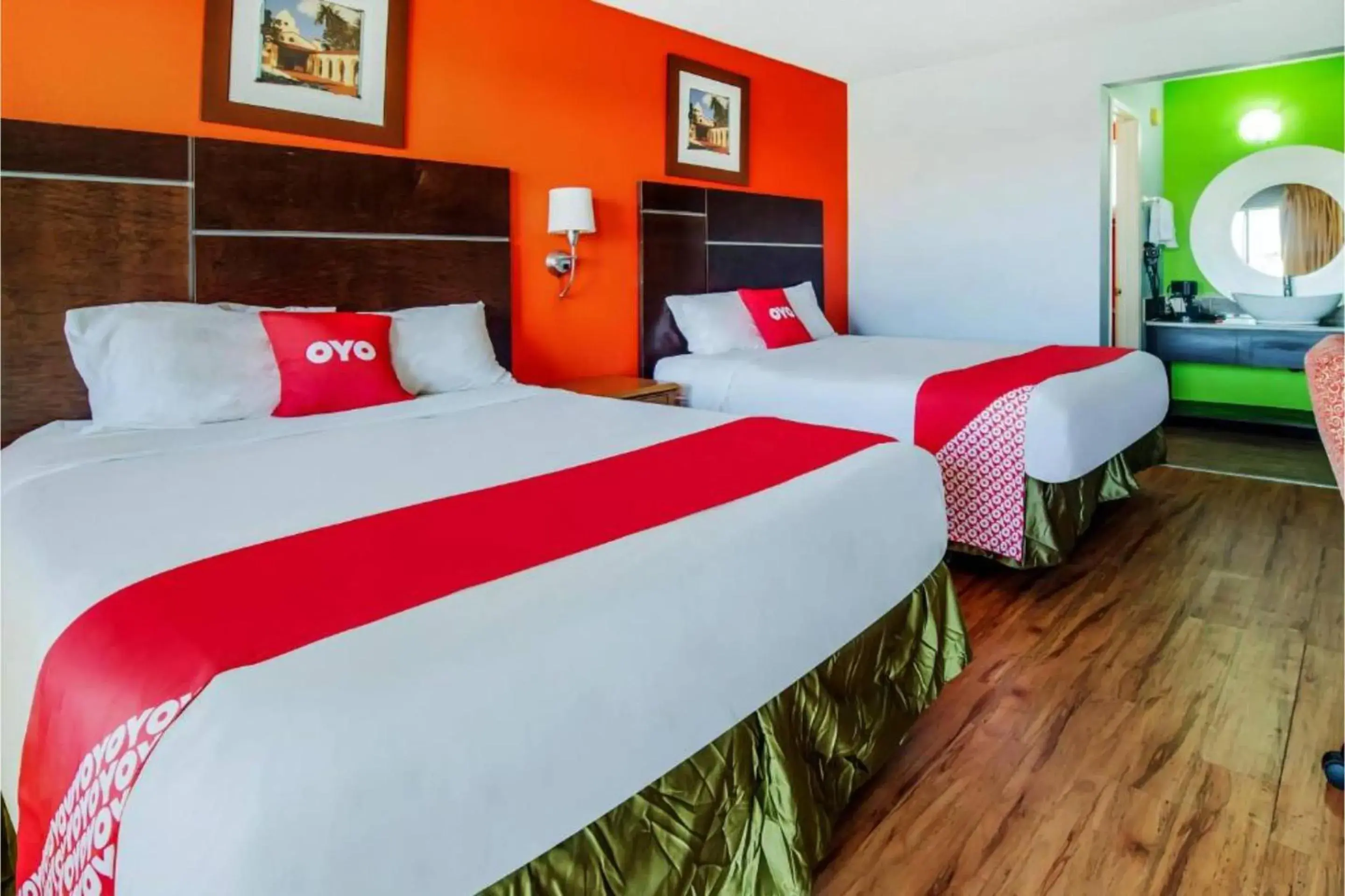 Bedroom, Bed in Hotel Europa Ridgecrest Bedroom, Bed in Hotel Europa Ridgecrest