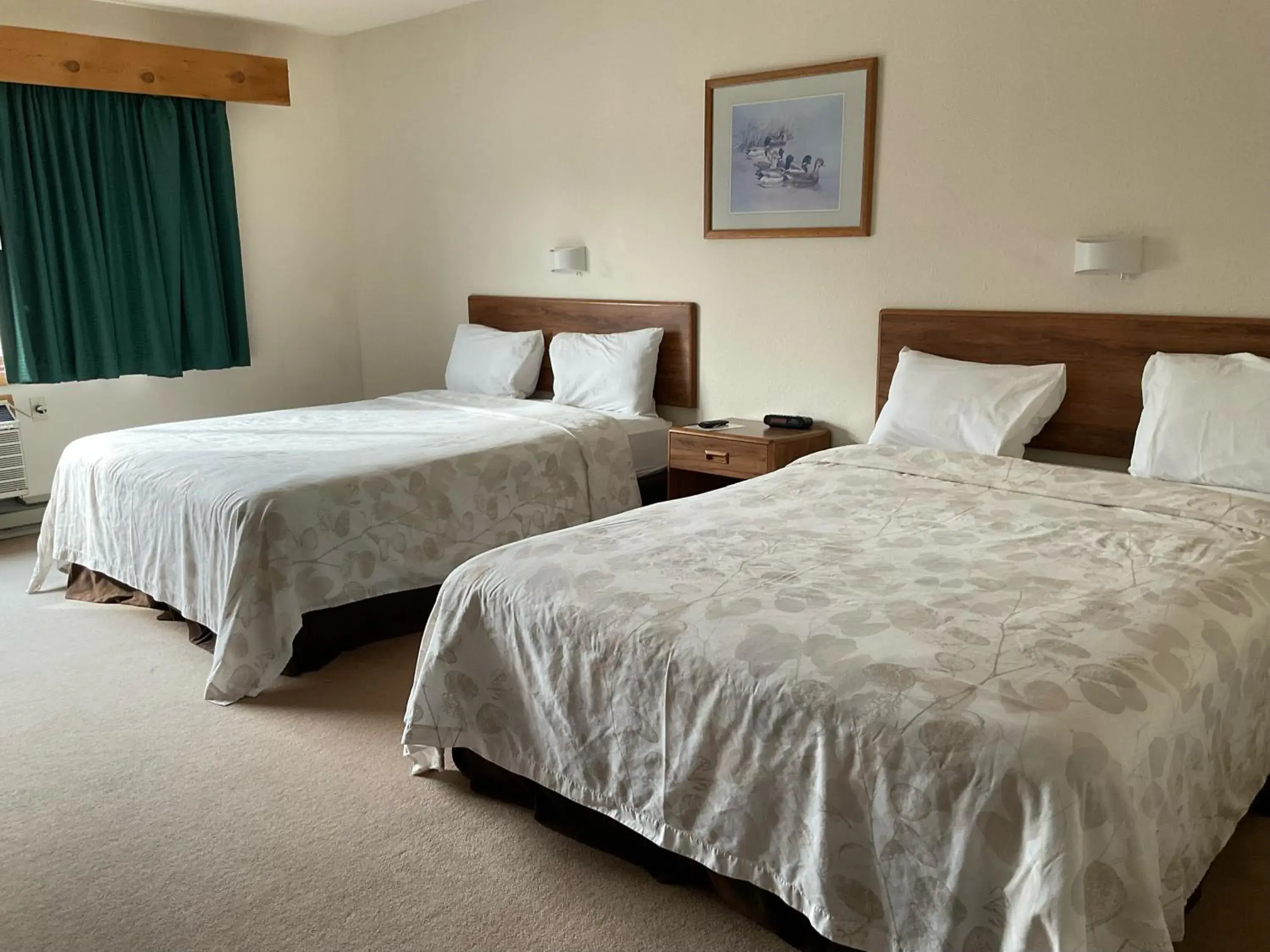 Bed in Great Northern Hotel Bed in Great Northern Hotel