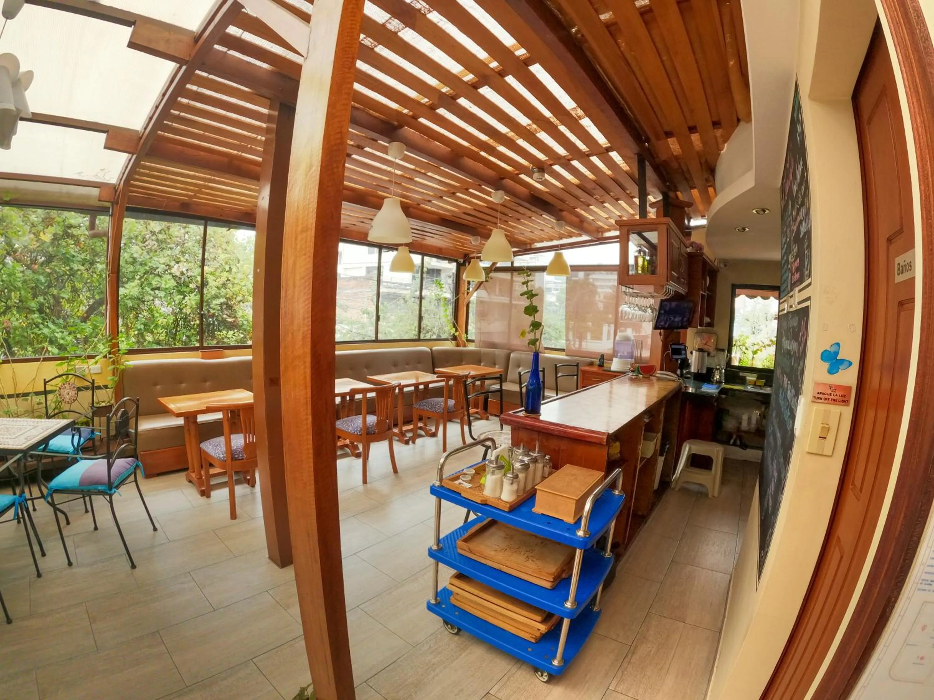 Restaurant/places to eat in ArtPlaza