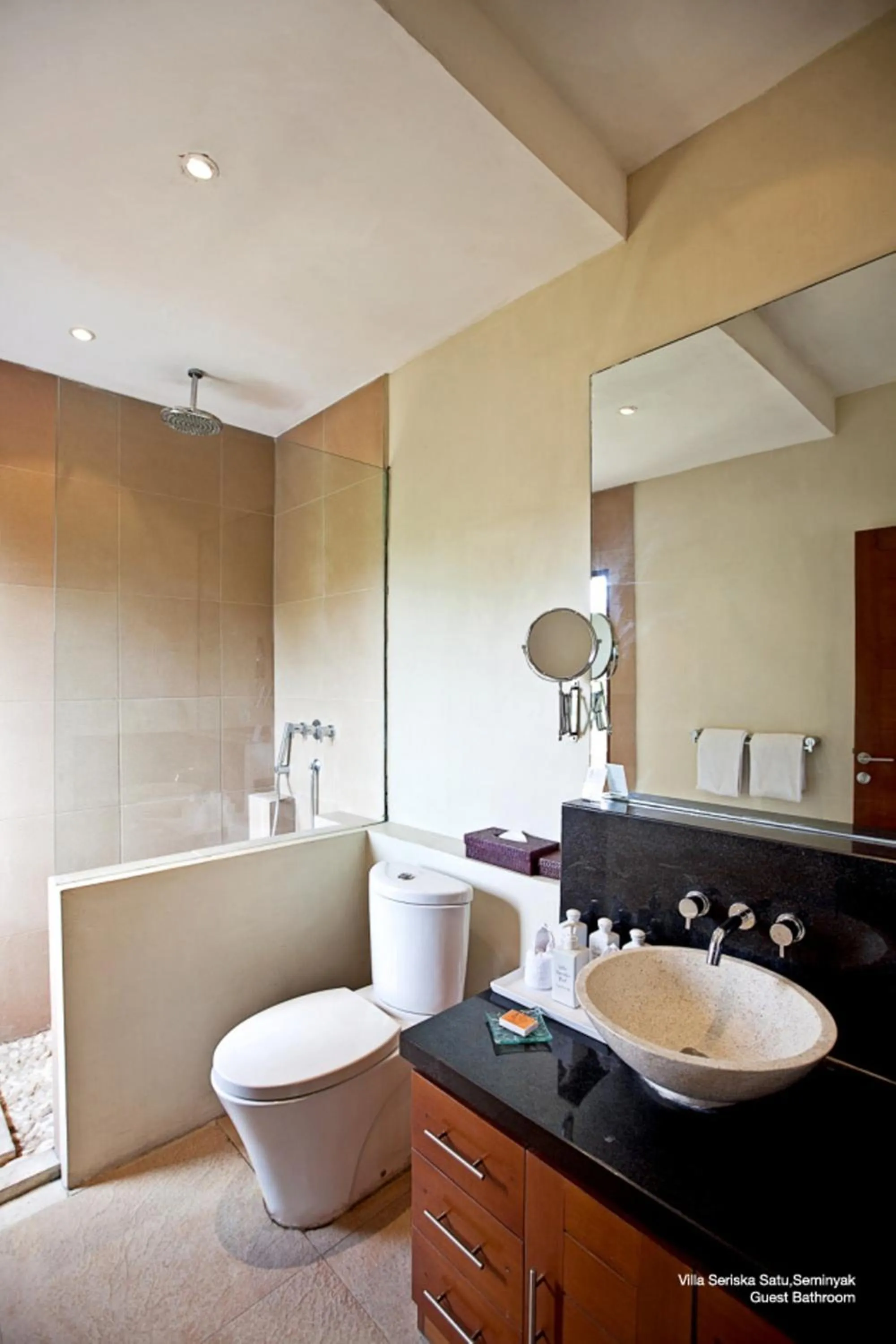 Bathroom in Villa Seriska Seminyak