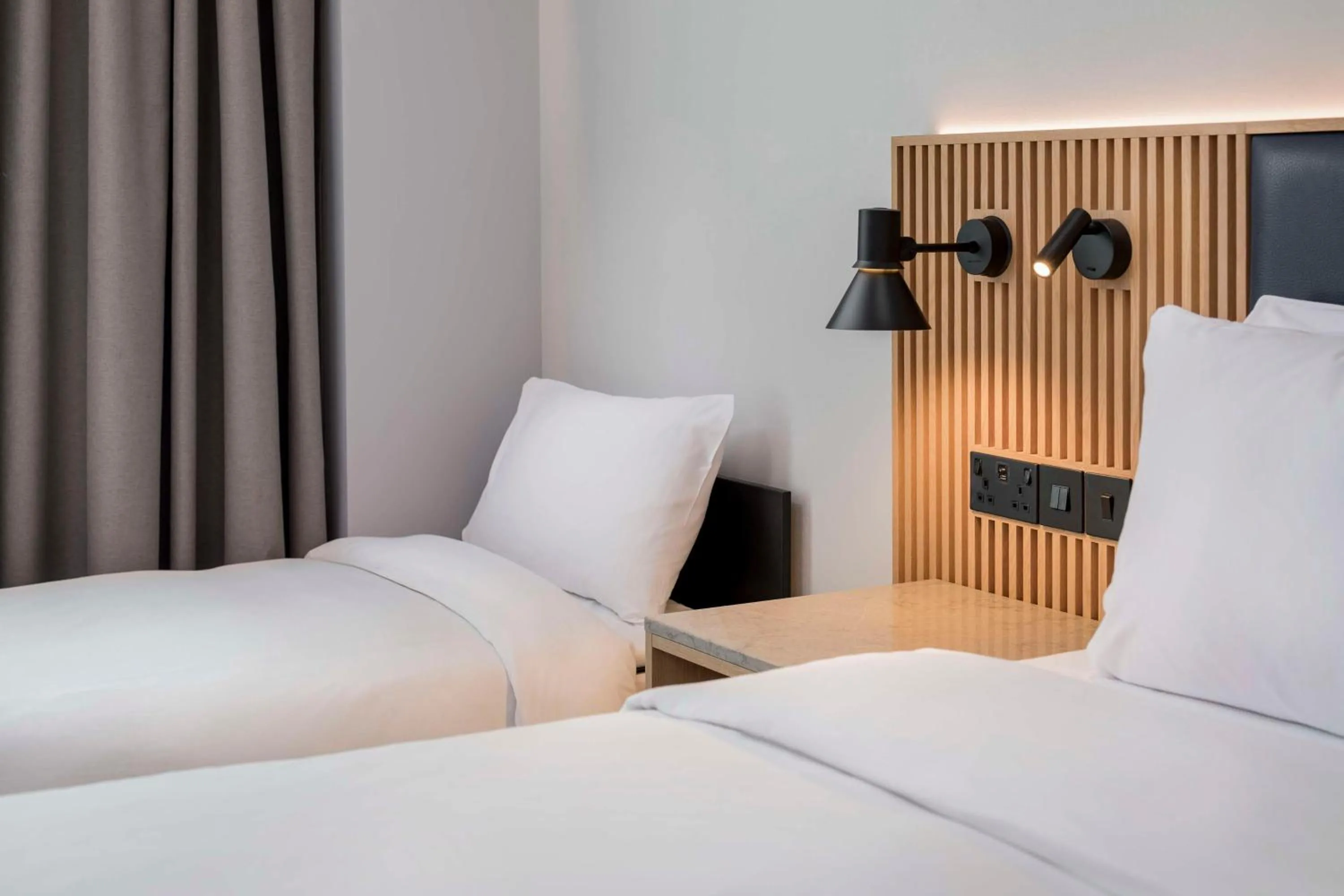 Bedroom, Bed in Radisson Blu Hotel, Sheffield