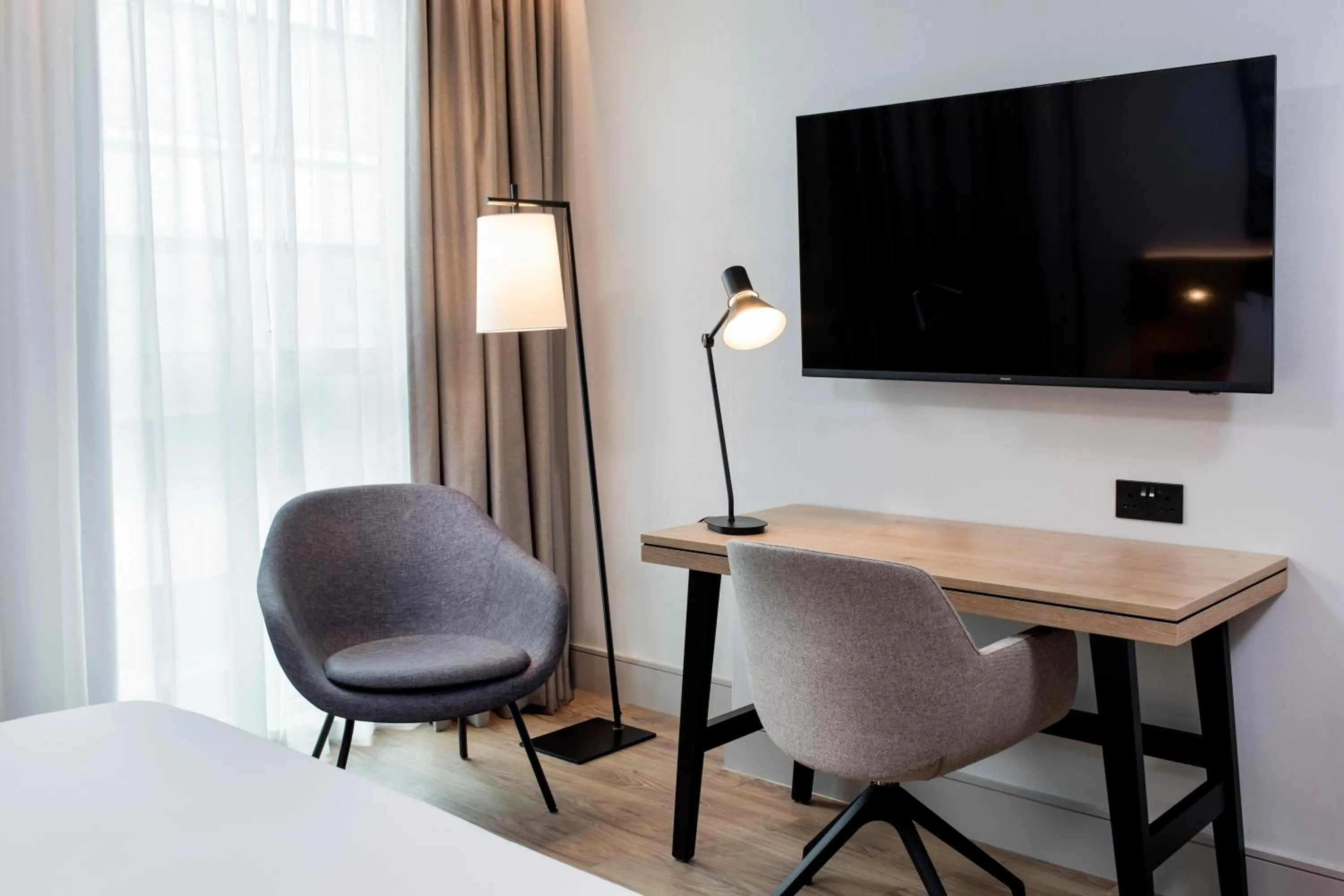 Bedroom, Bed in Radisson Blu Hotel, Sheffield