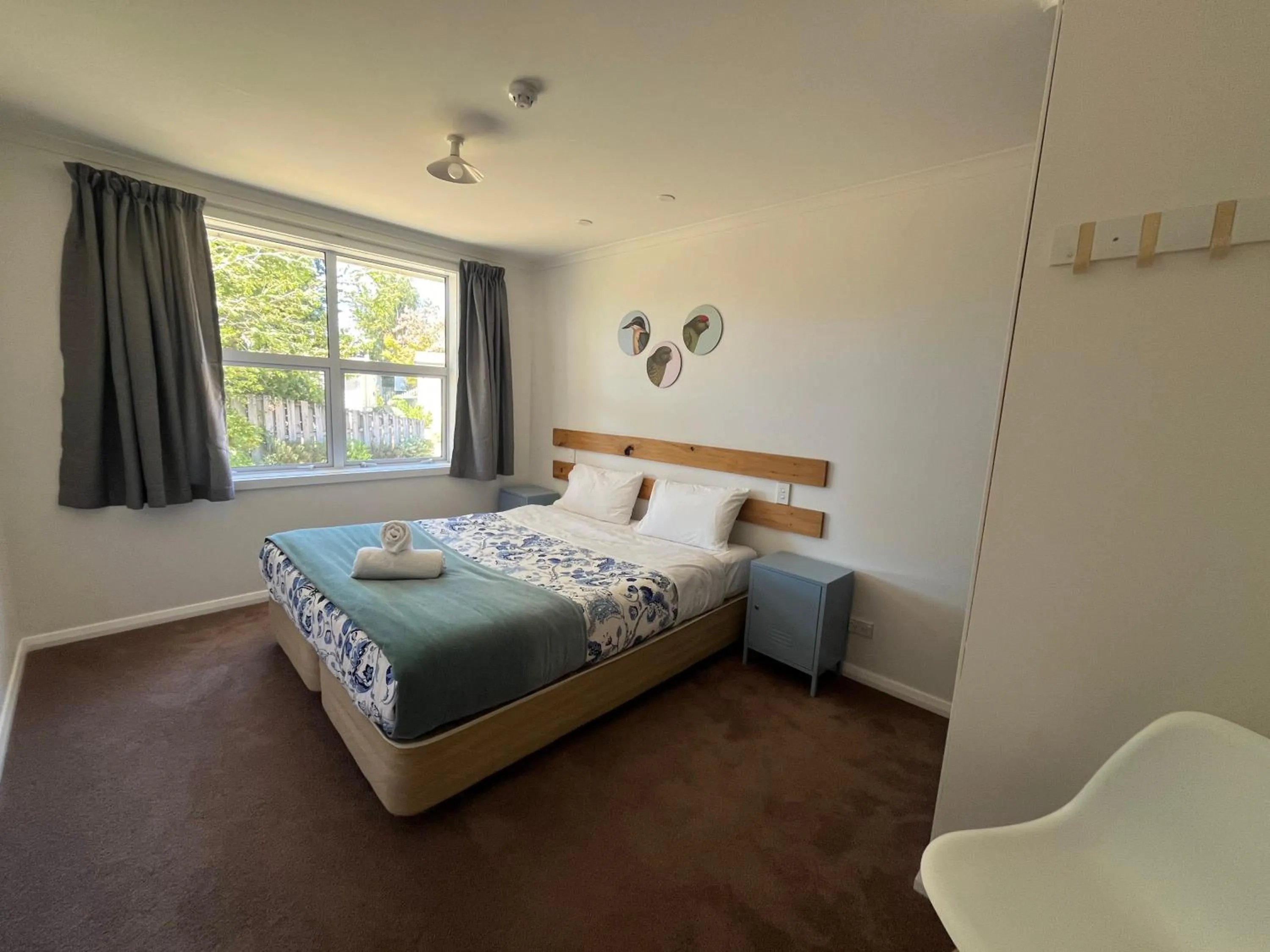 Double Room with Shared Bathroom in Tailor Made Tekapo Accommodation - Hostel