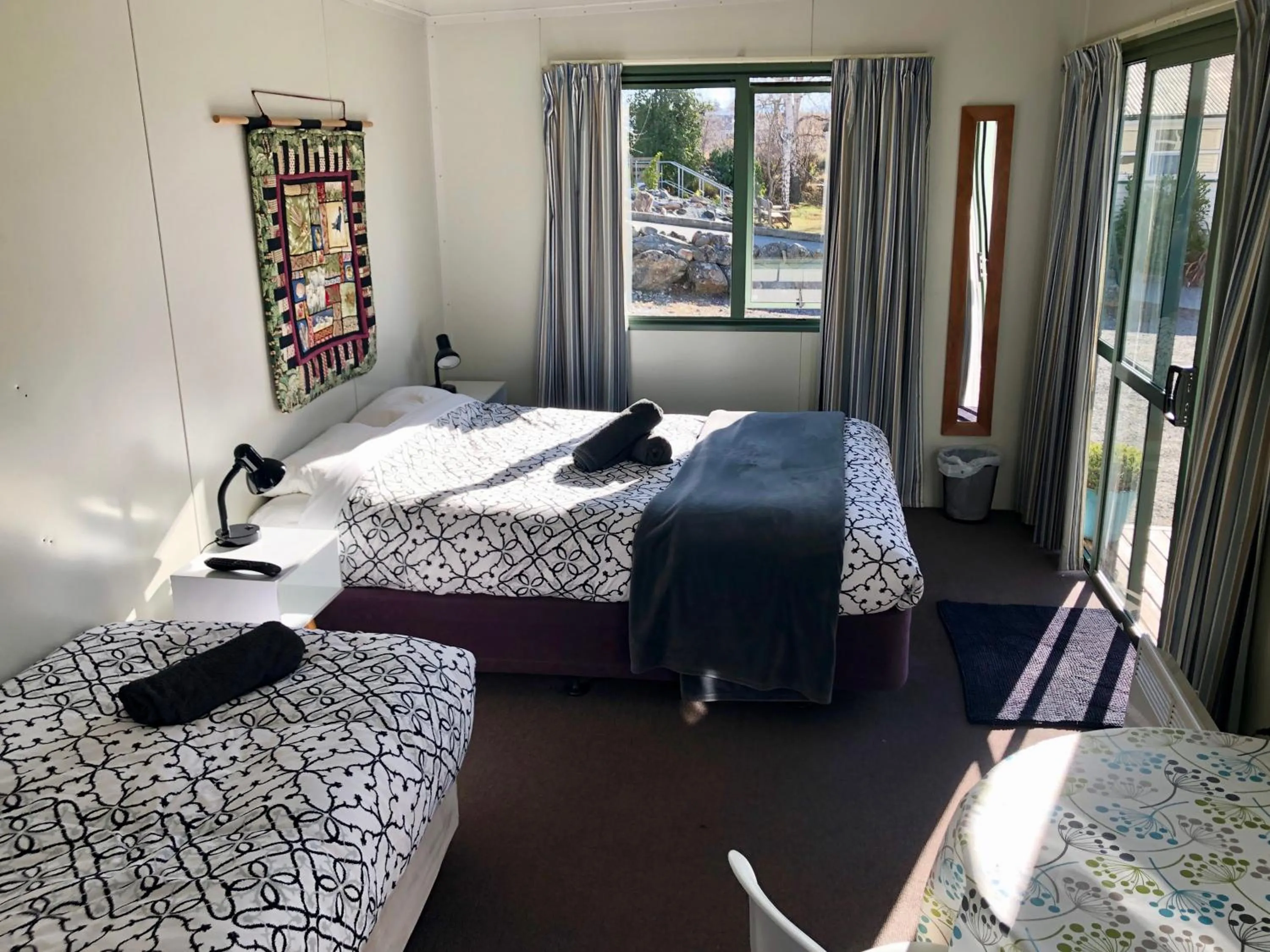 Twin Room with Private Bathroom in Tailor Made Tekapo Accommodation - Hostel