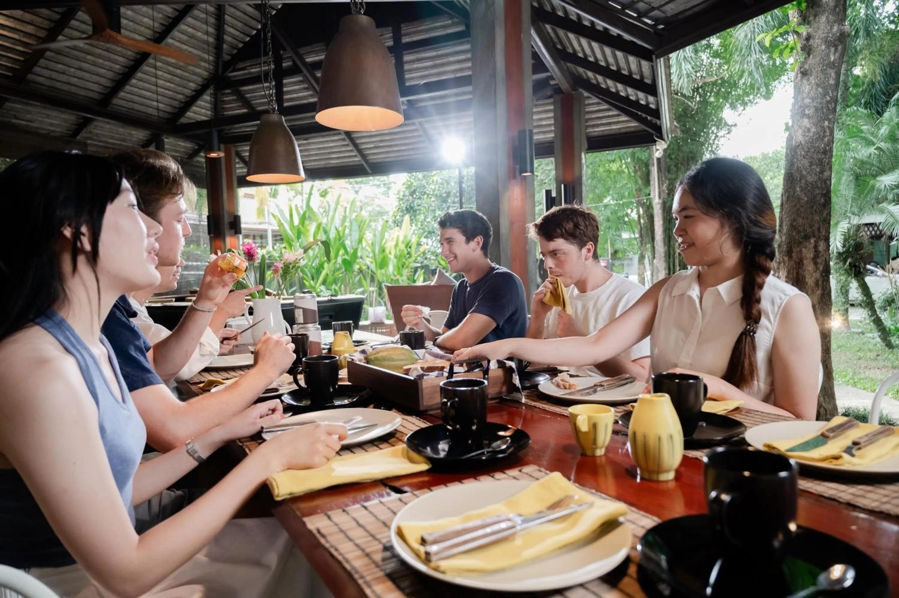 Food and drinks in Tolani Southgate Villa Chiang Mai