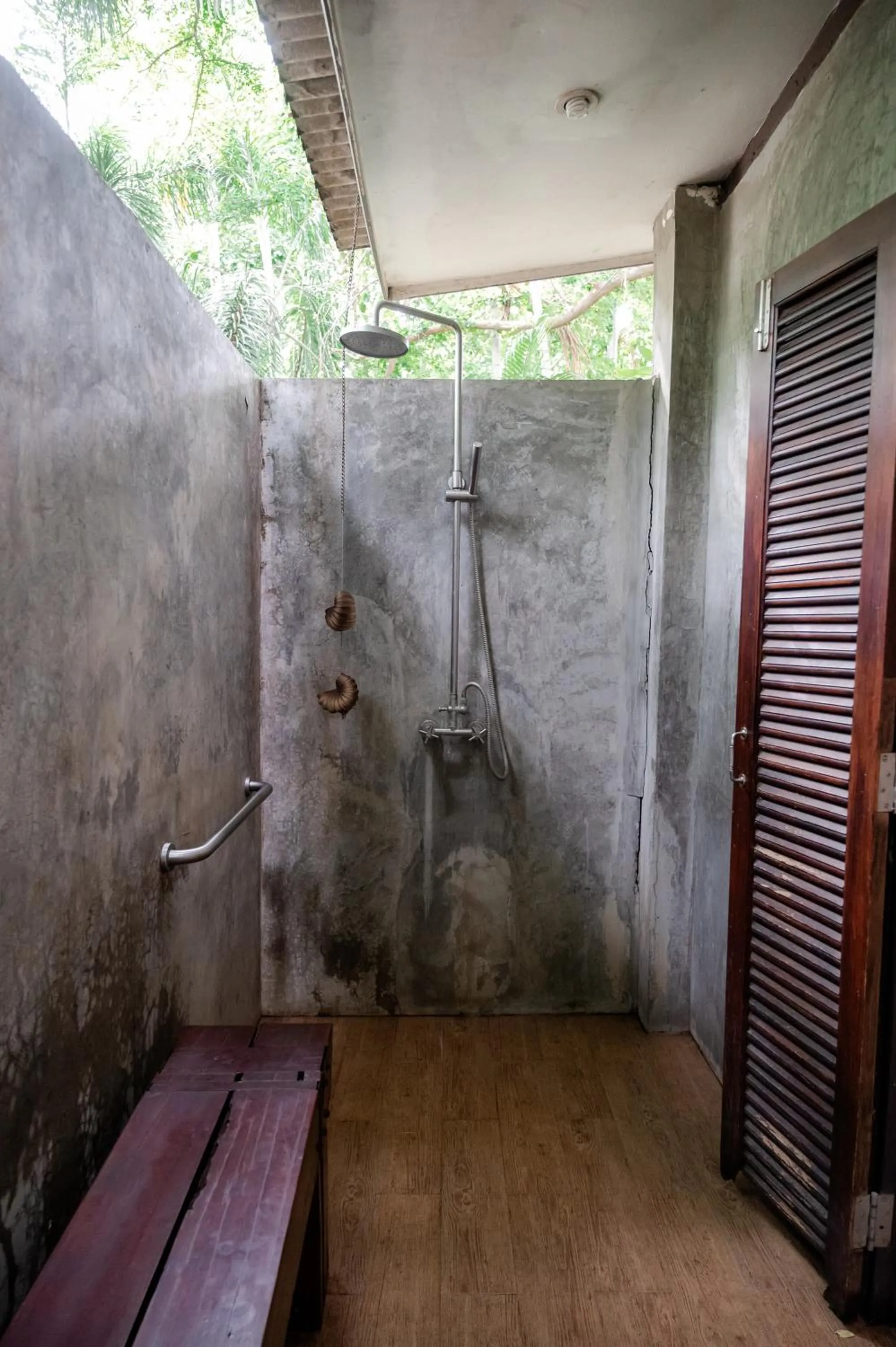 Shower in Tolani Southgate Villa Chiang Mai