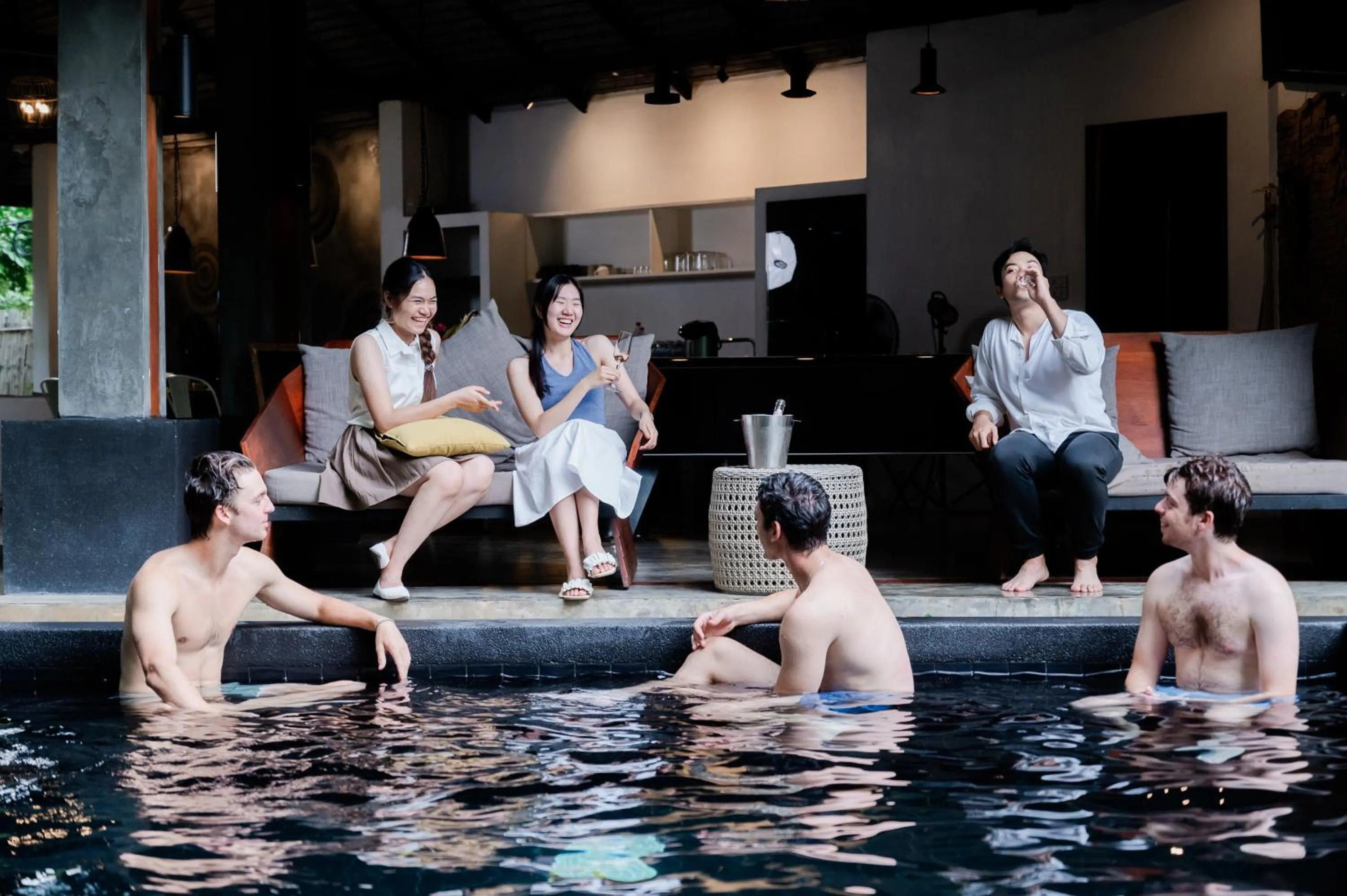 Swimming pool in Tolani Southgate Villa Chiang Mai