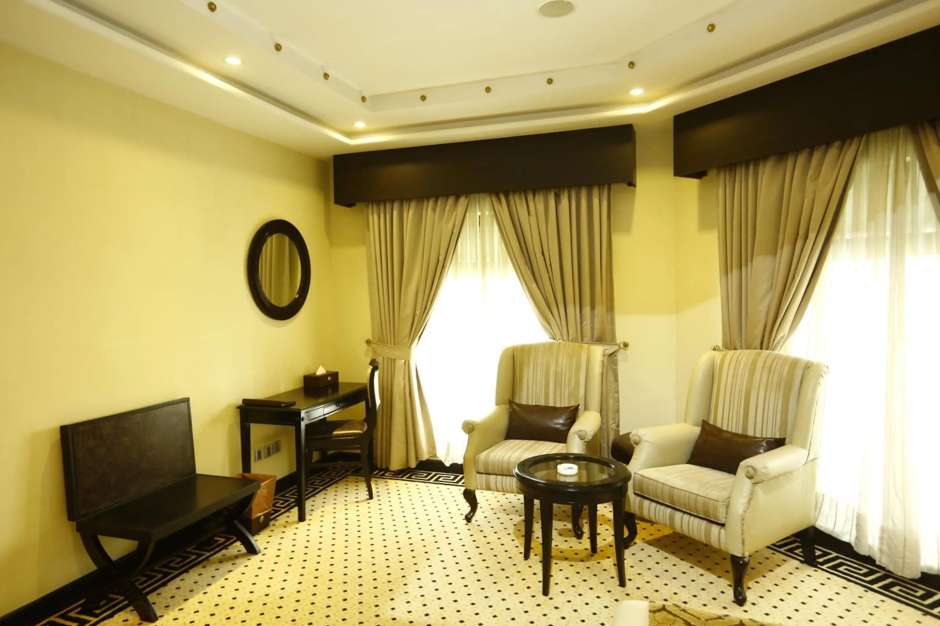 Coffee/tea facilities in Bahria Grand Hotel & Resort